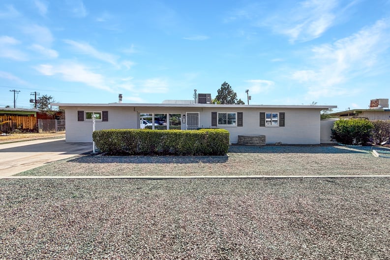 Property photo 1 of 650 S Kenyon Dr