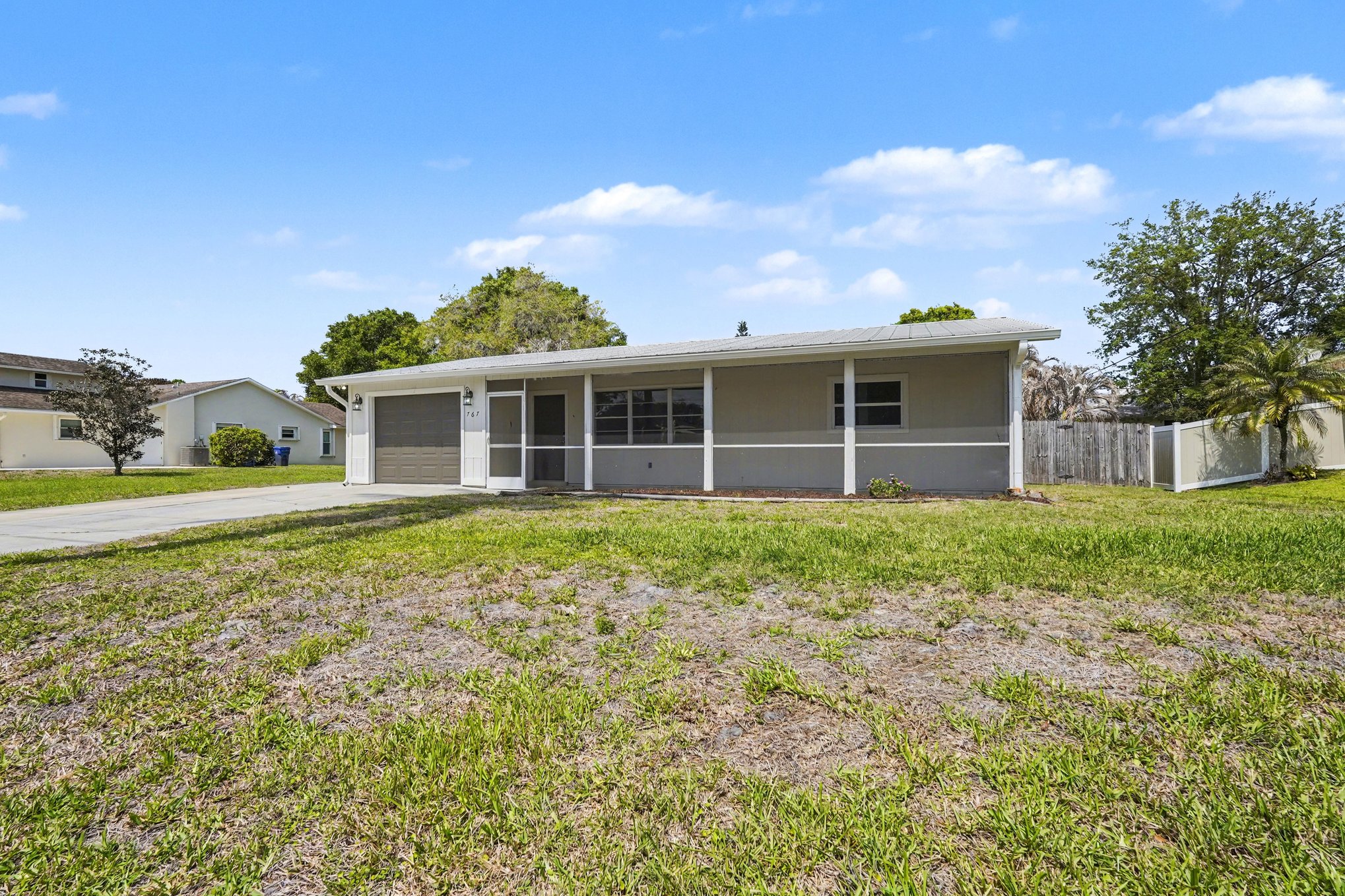 Photo 6 of 20 of 767 Rolling Hill Dr, Sebastian, FL