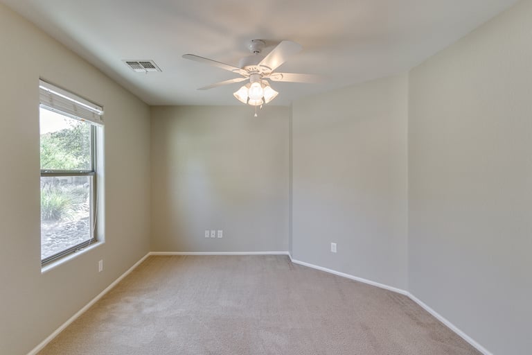 Photo 10 of 29 - 4182 E Tanzanite Ln, San Tan Valley, AZ 85143