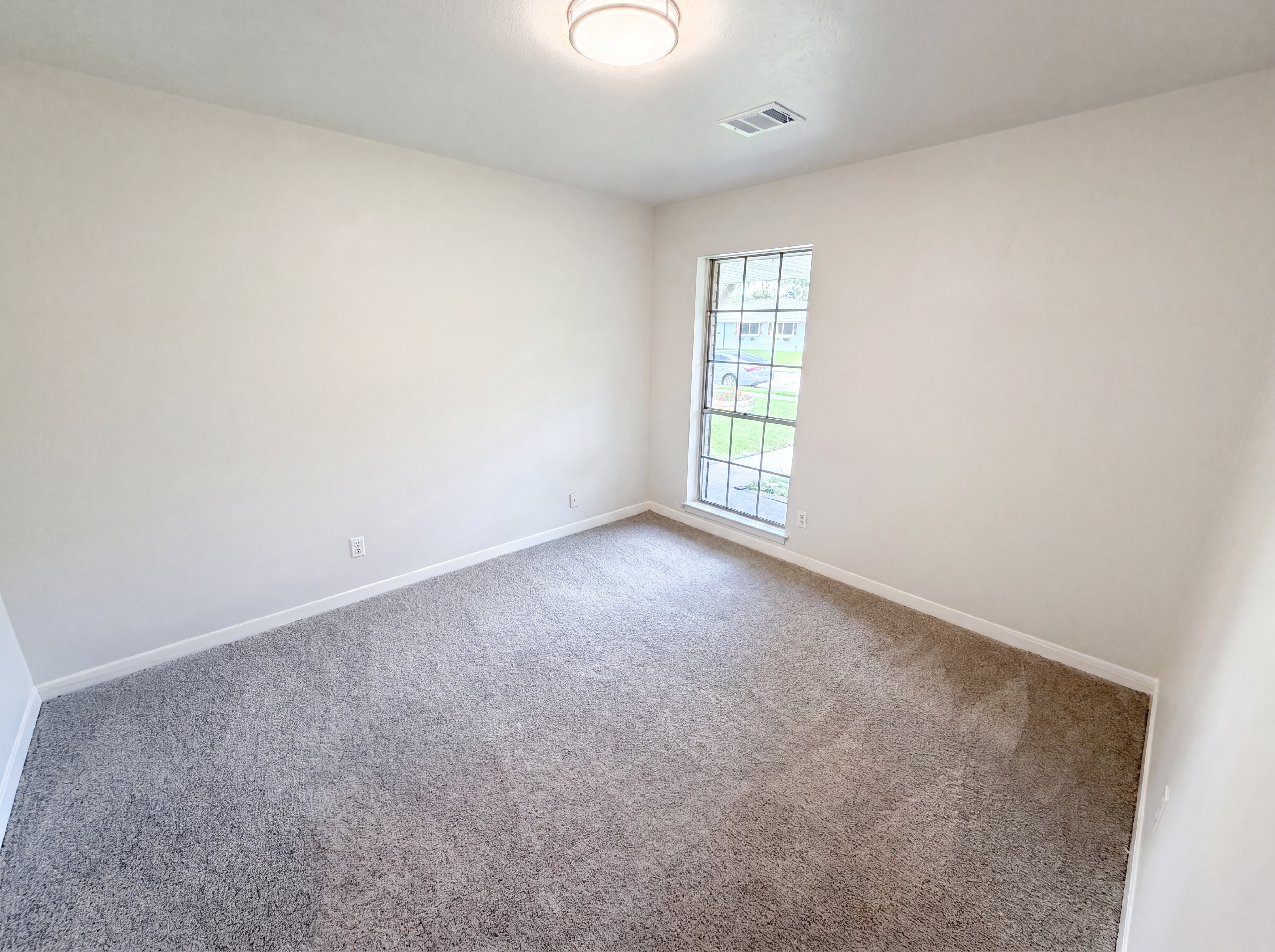 Photo 20 of 26 of 910 Luella Ave, Deer Park, TX