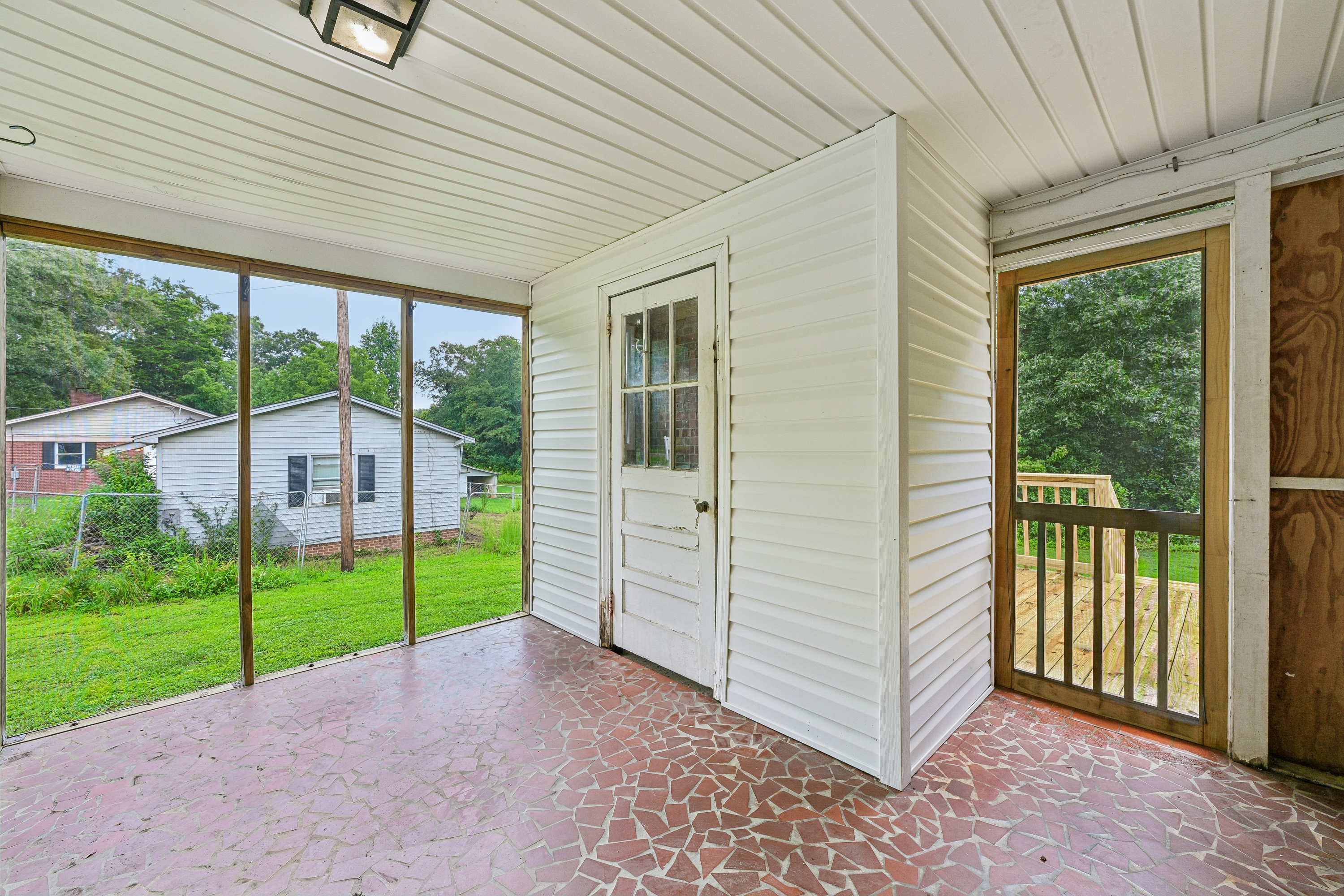 Photo 11 of 37 of 1811 S Post Rd, Shelby, NC