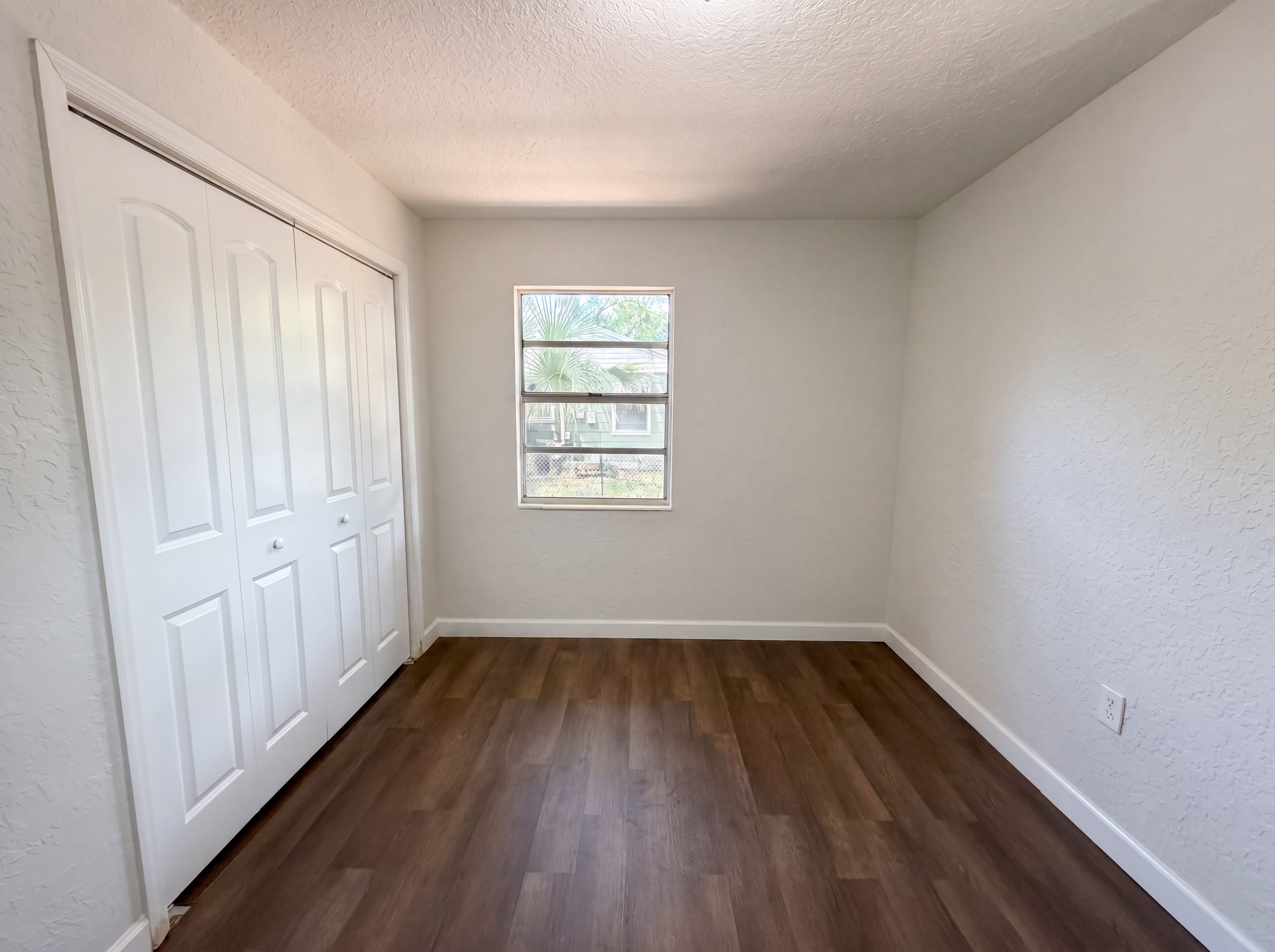 Photo 12 of 17 of 4010 E Paris St, Tampa, FL