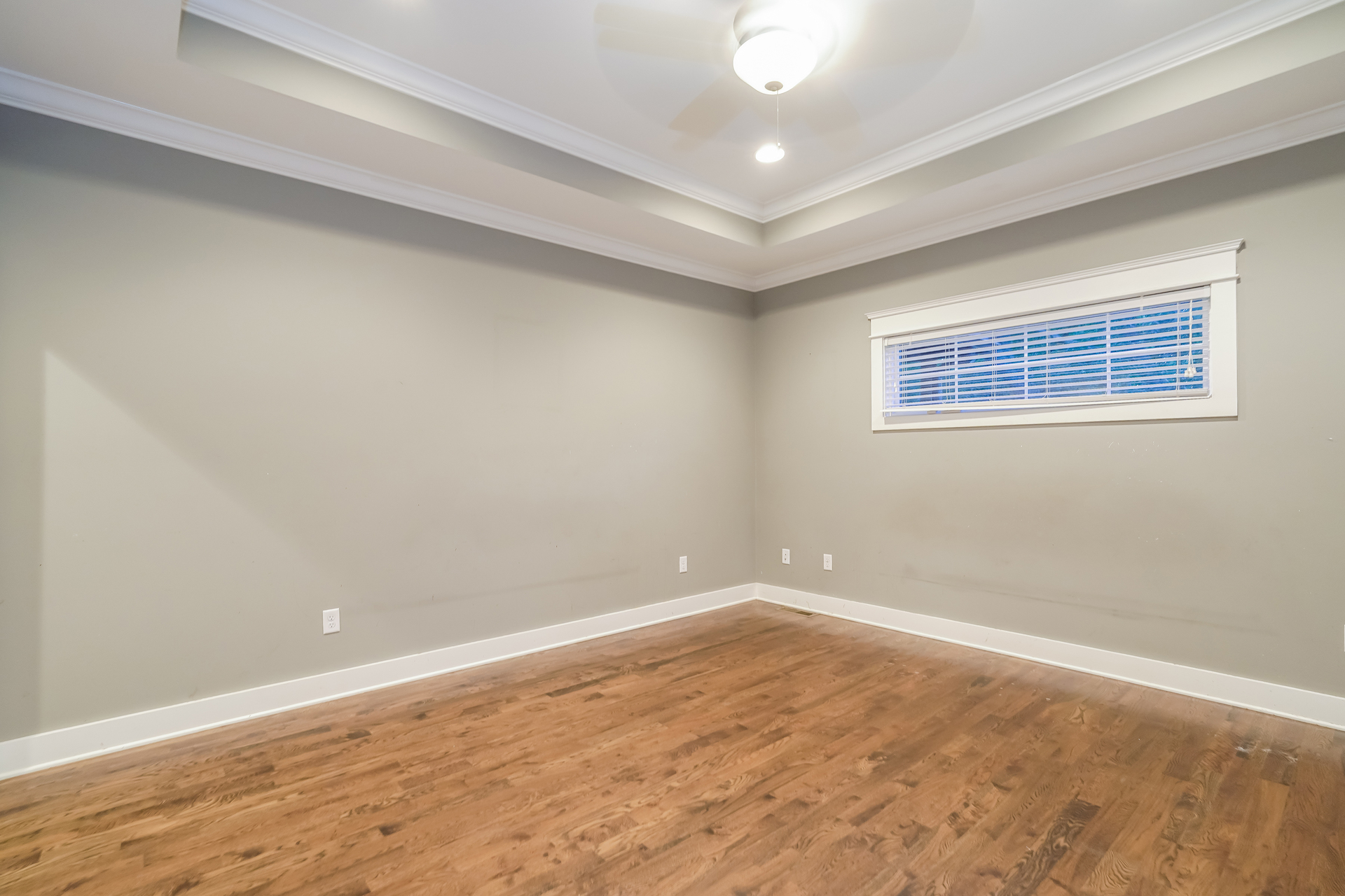 Photo 17 of 38 of 521 Autumnstone Ln, Bowling Green, KY