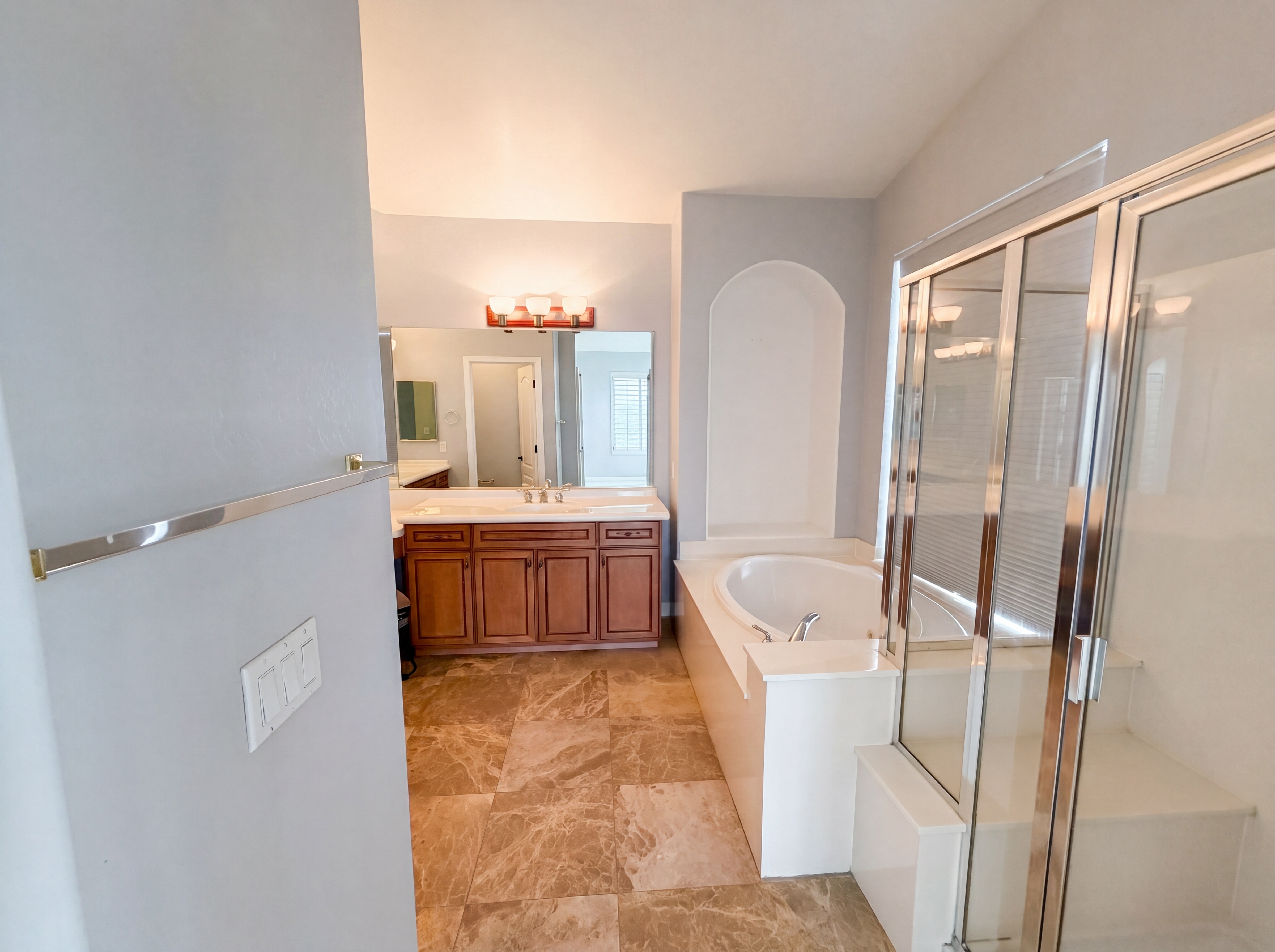 Photo 30 of 39 of 2113 W Eagle Feather Rd, Phoenix, AZ