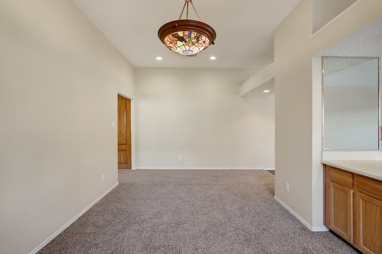 Photo 8 of 31 - 2716 Poplar Spring Rd, Fort Worth, TX 76123