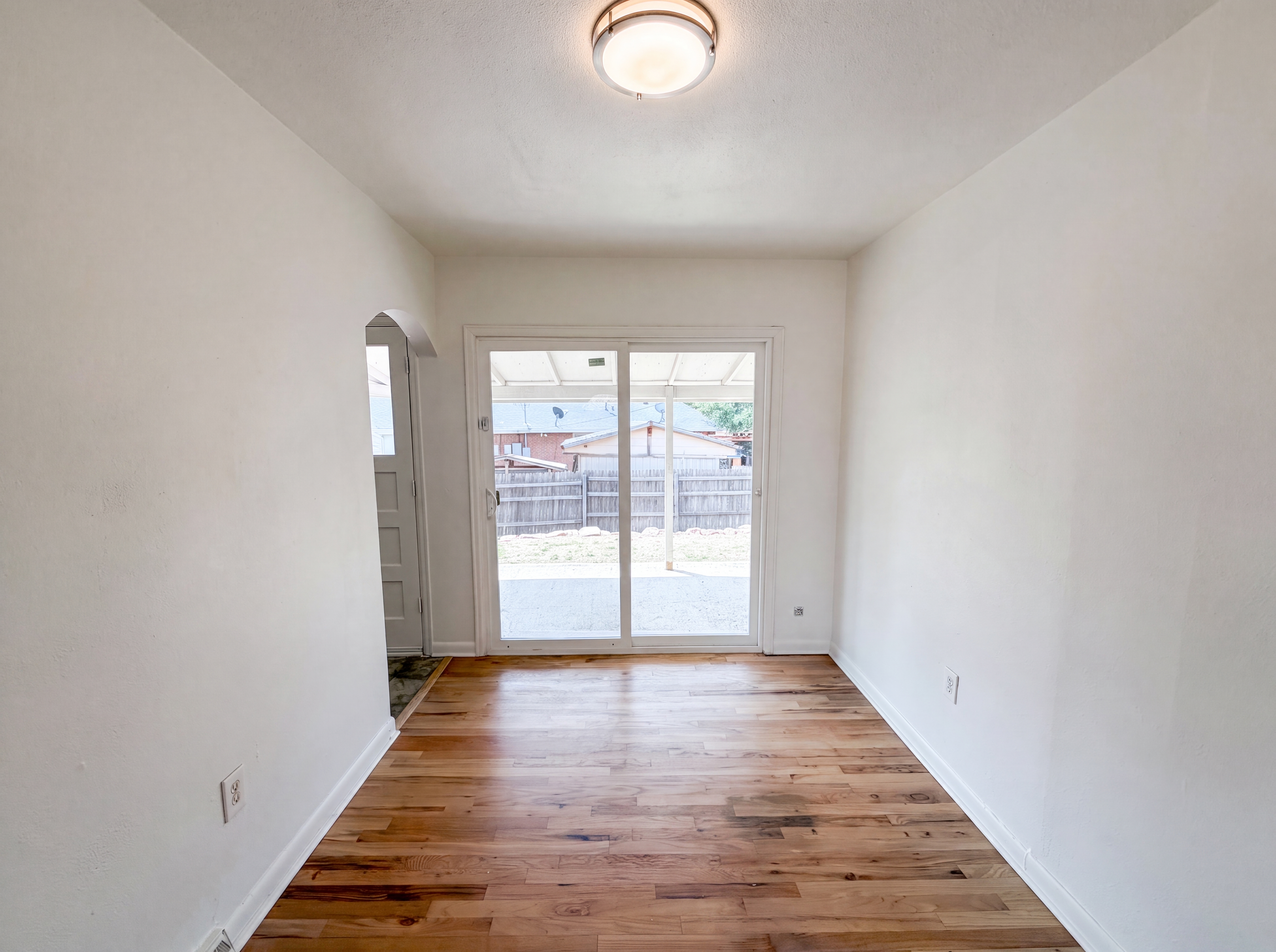 Photo 6 of 23 of 9190 Cypress Dr, Thornton, CO