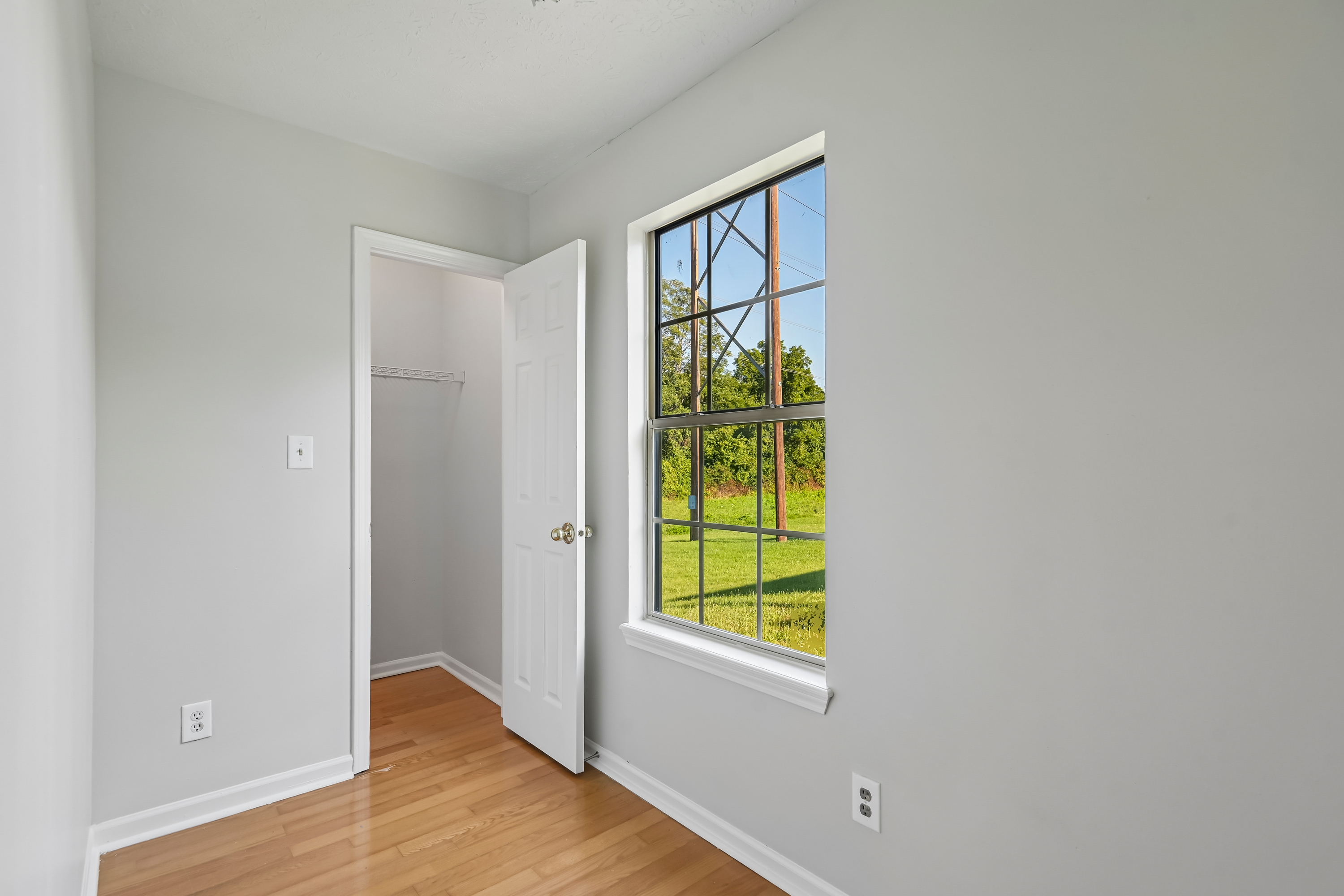 Photo 12 of 39 of 5654 Crown Vetch Pl, Indianapolis, IN