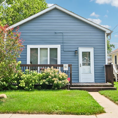 Property photo 1 of 821 W Jackson St