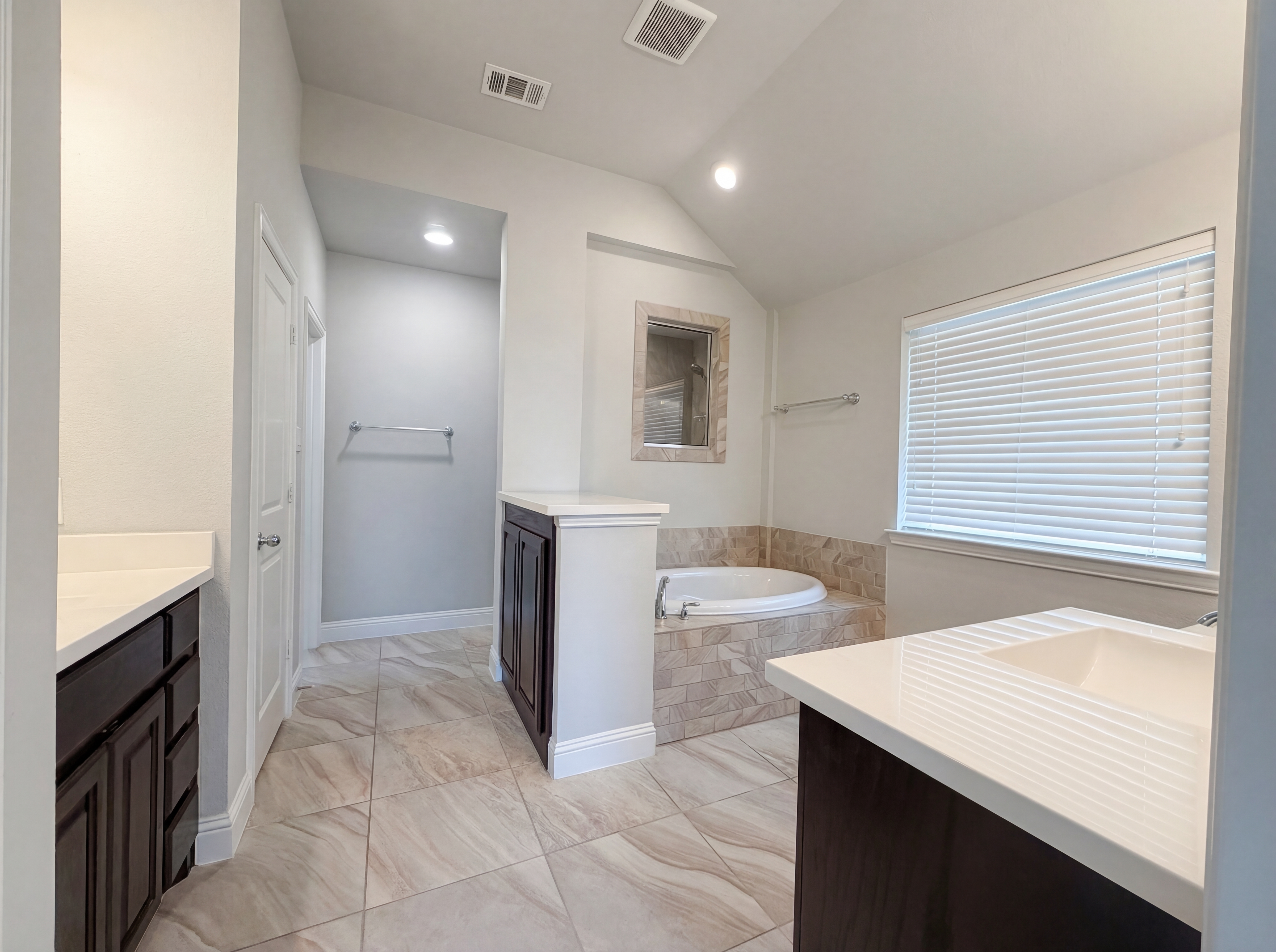 Photo 8 of 19 of 2613 Oak Blossom Dr, McKinney, TX