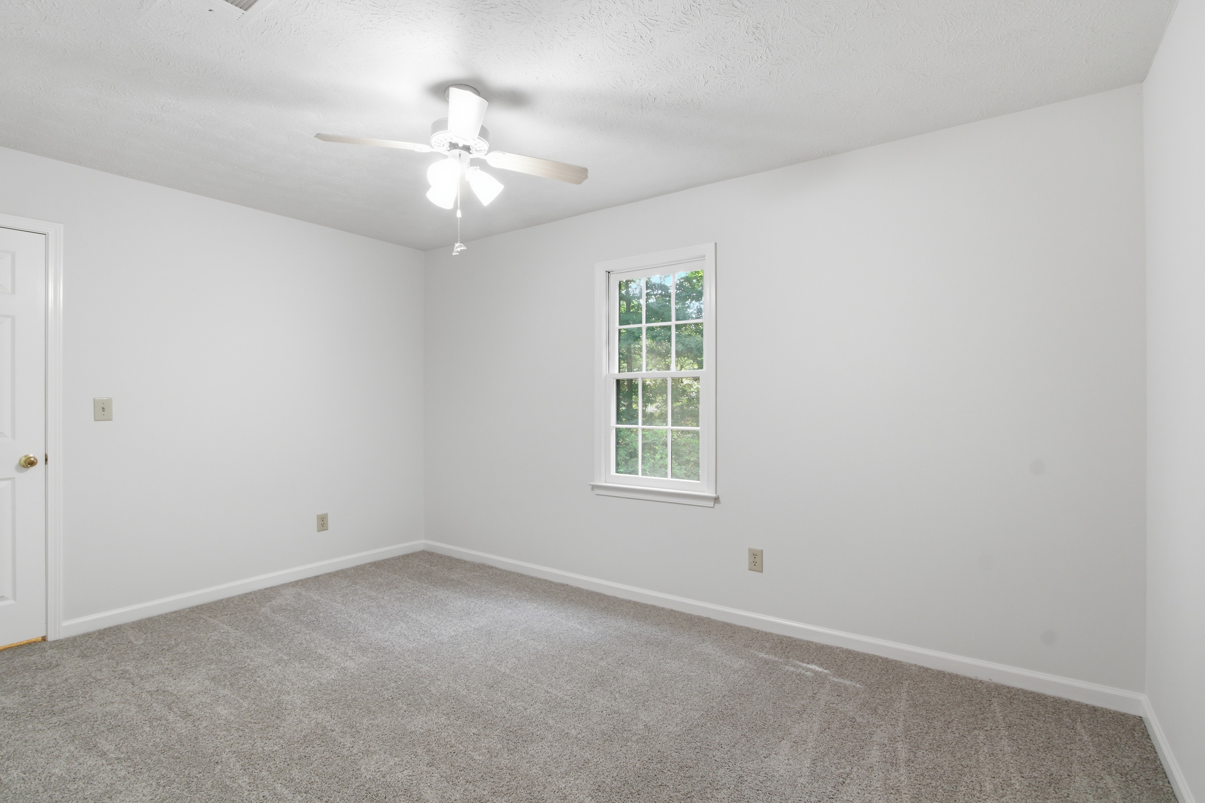 Photo 20 of 40 of 220 Braemar Rd, Fayetteville, GA