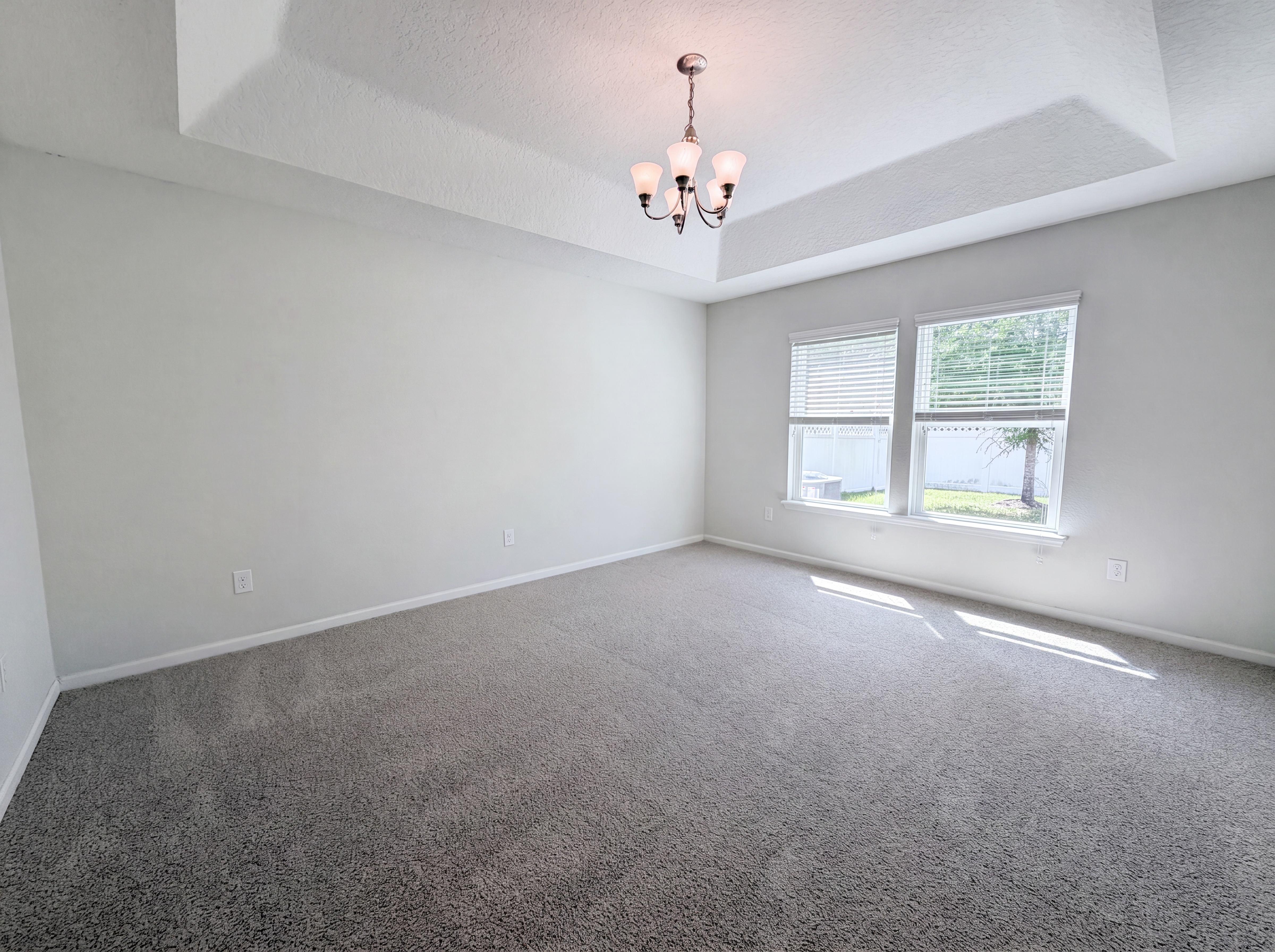 Photo 4 of 18 of 351 Hepburn Rd, Orange Park, FL