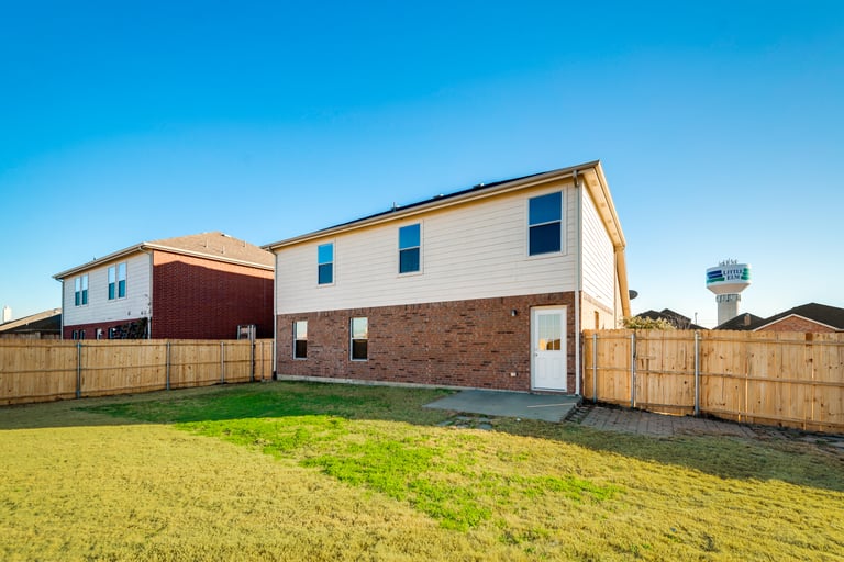 Photo 26 of 27 - 1401 Waterford Dr, Little Elm, TX 75068