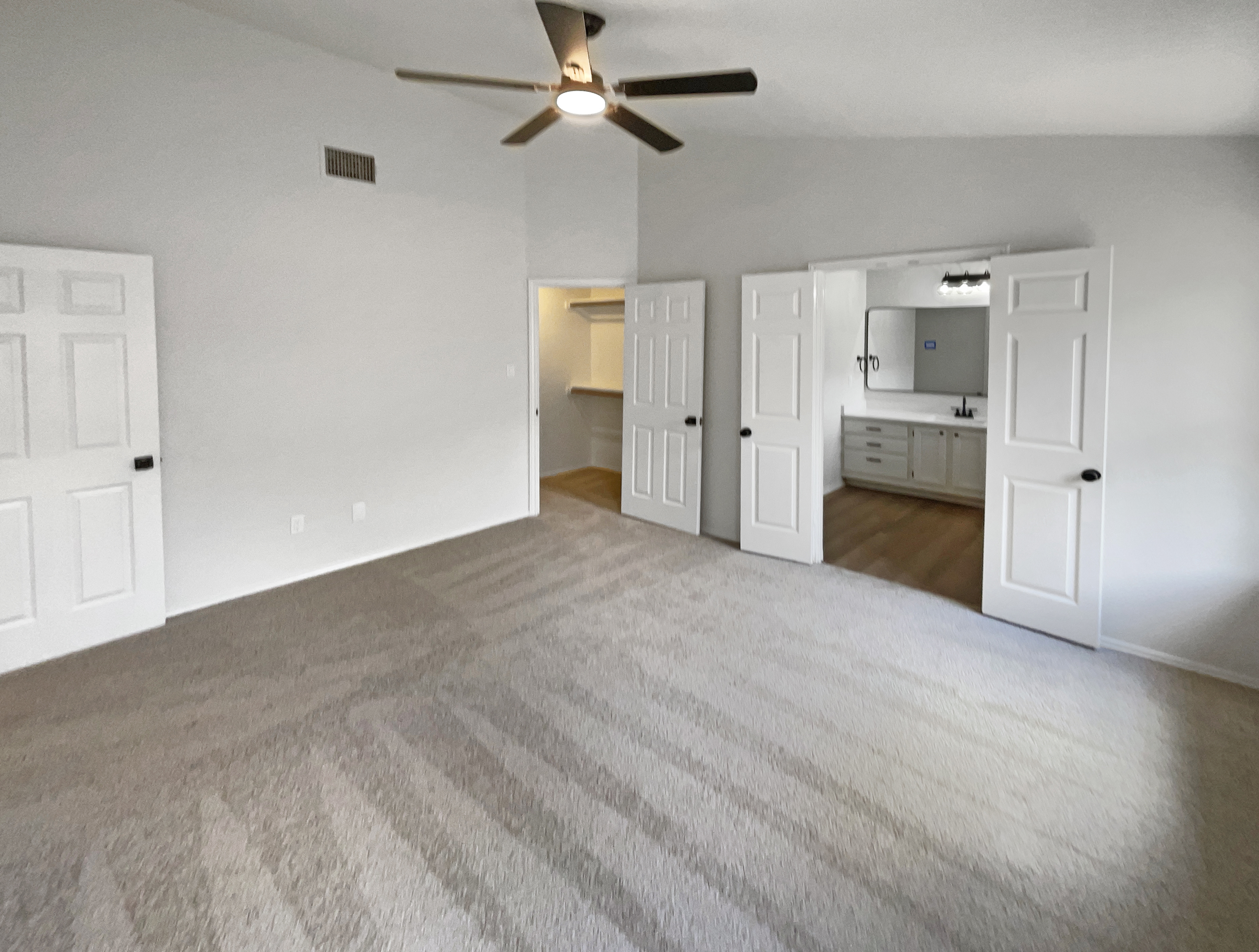 Photo 17 of 20 of 1207 Brashear Ln, Cedar Park, TX