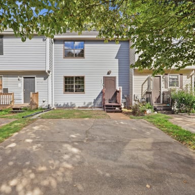 Property photo 1 of 6977 Flagstone Dr