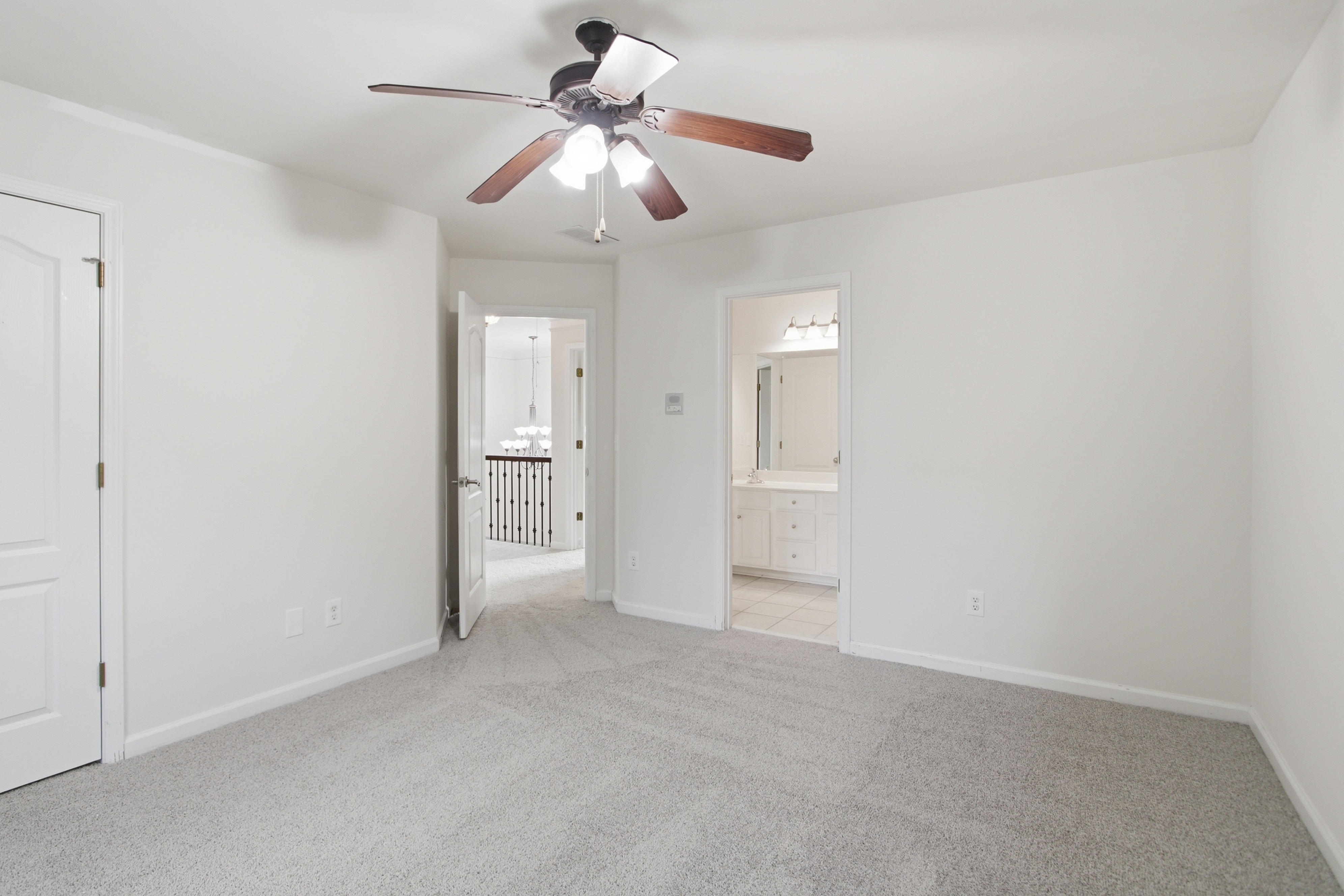 Photo 35 of 61 of 1028 River Forest Pt, Lawrenceville, GA