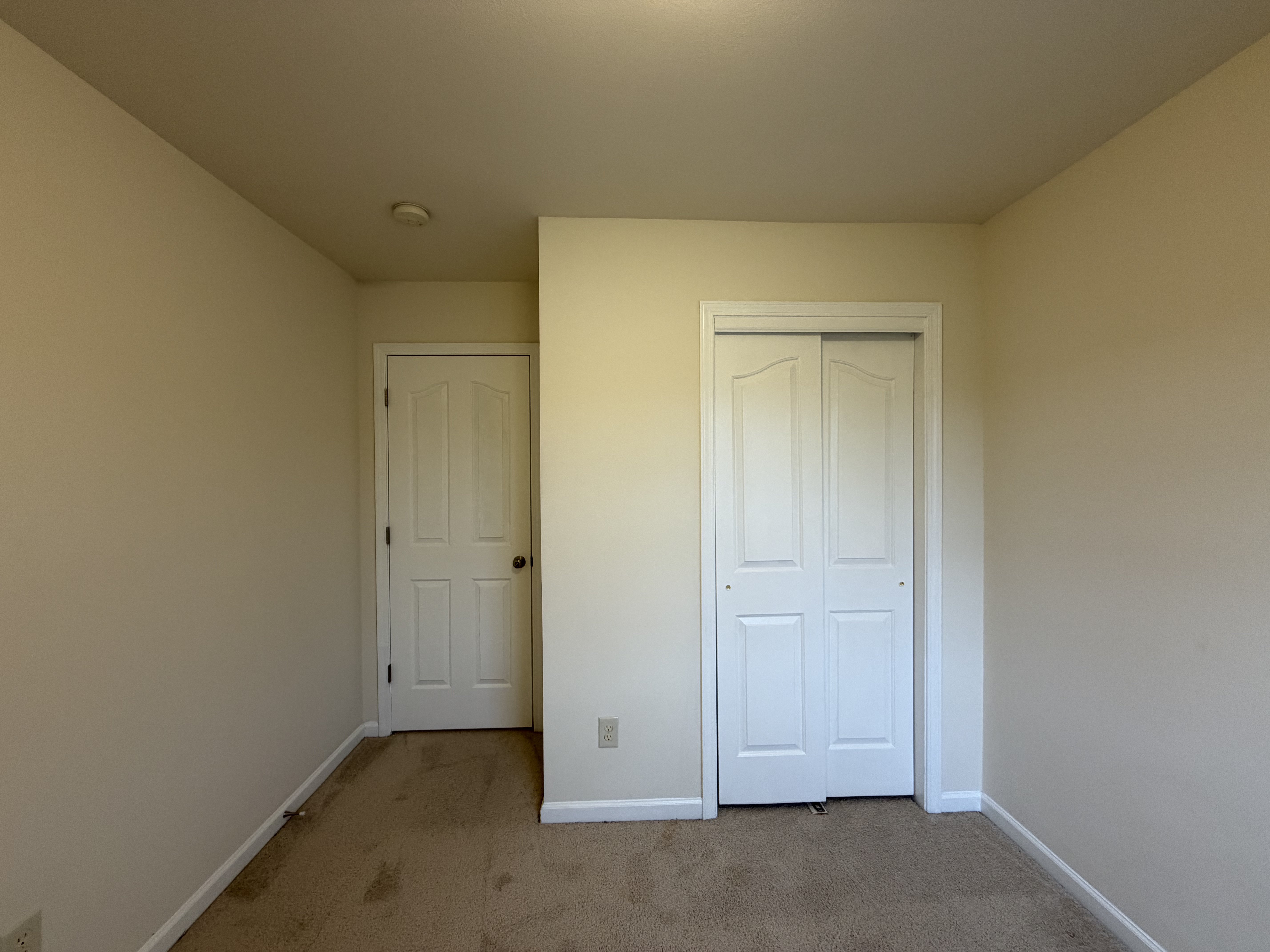 Photo 11 of 21 of 315 Royal Grey Ct, Winston Salem, NC