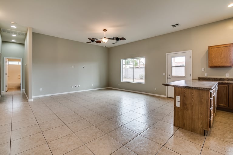 Photo 3 of 29 - 623 S 97th Way, Mesa, AZ 85208