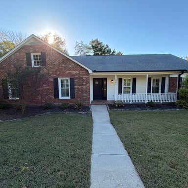 Property photo 1 of 4704 Benridge Ln