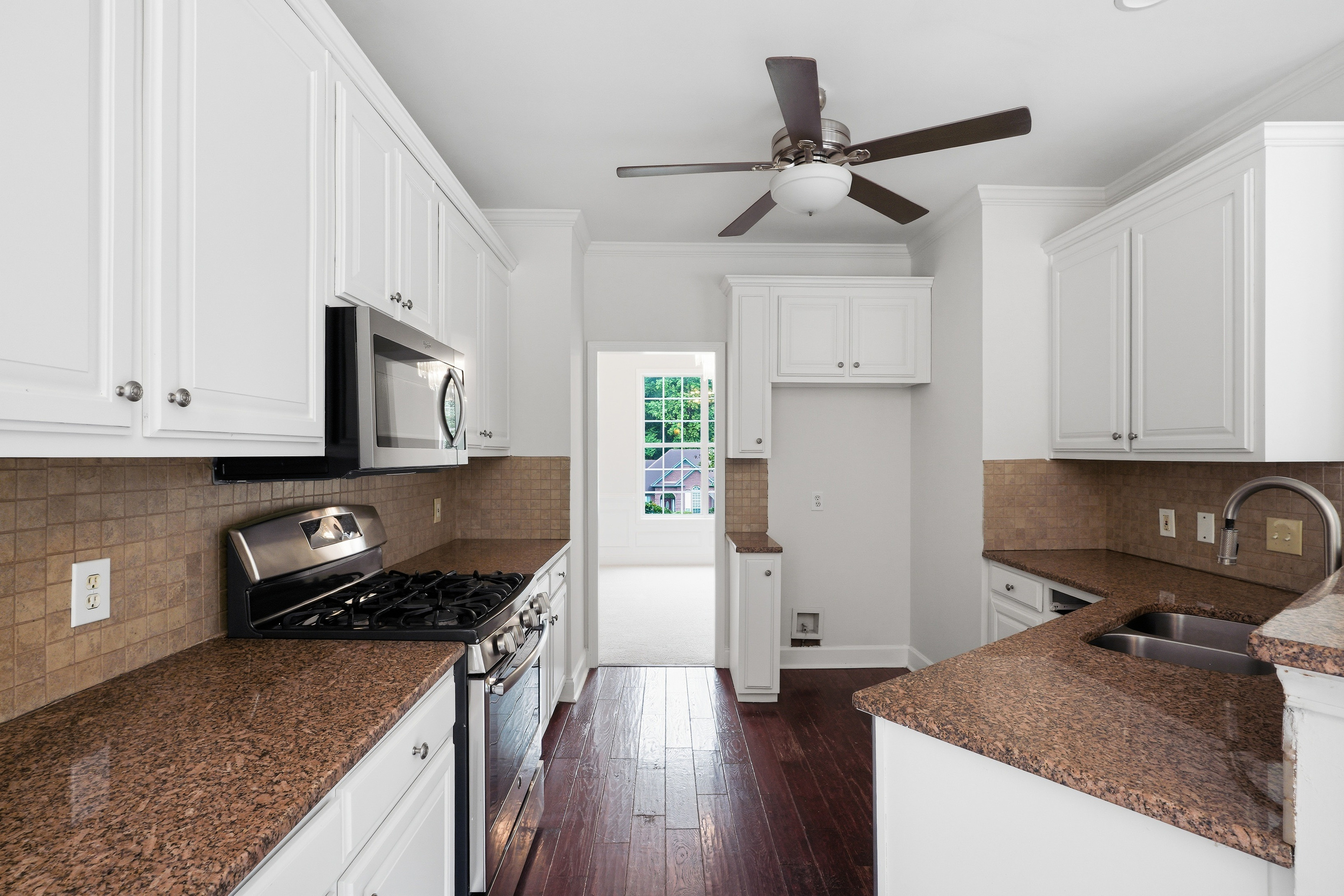 Photo 14 of 97 of 310 Mansfield Way, Stockbridge, GA