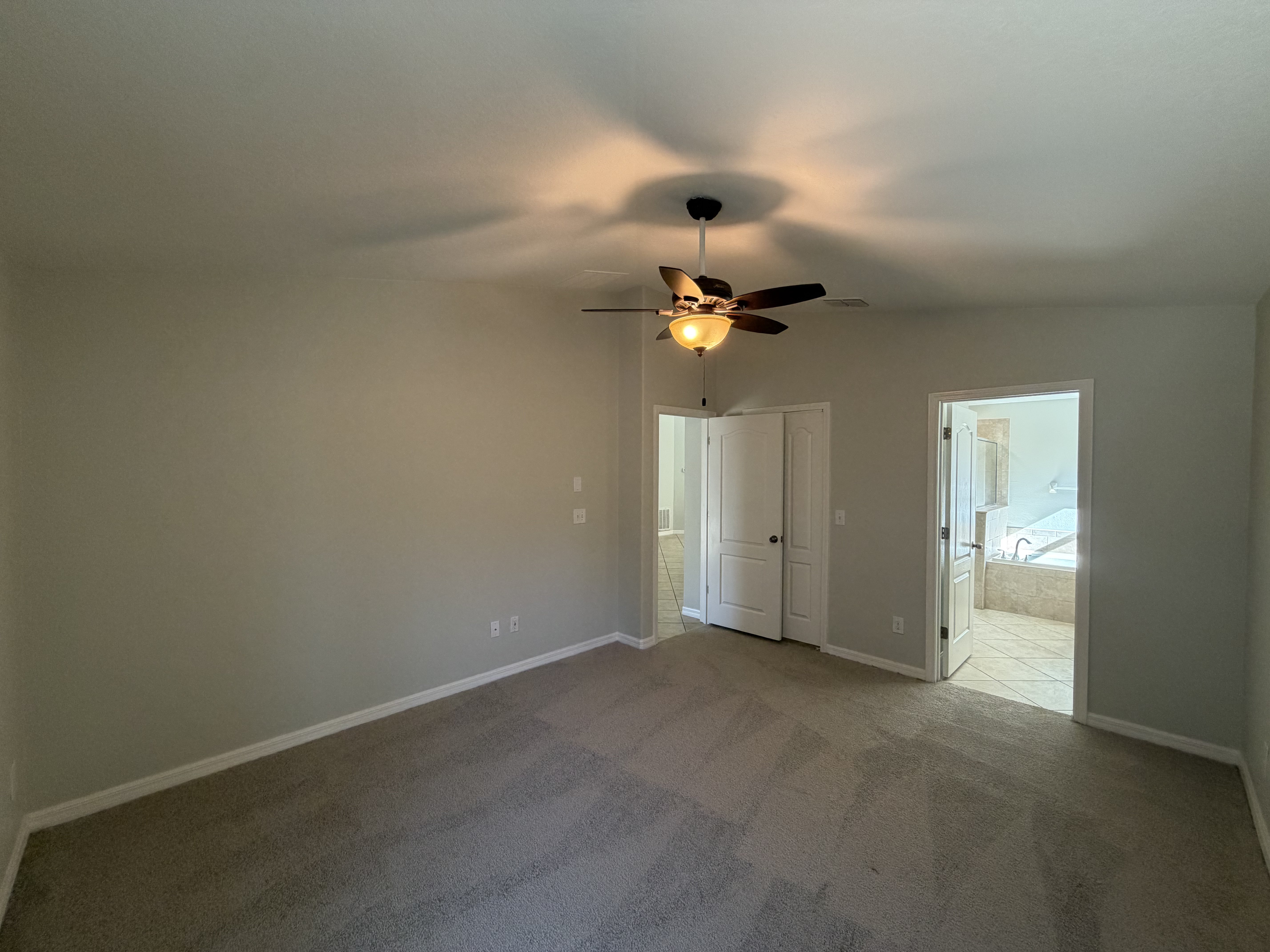 Photo 6 of 19 of 10080 Tolman Dr, Hudson, FL