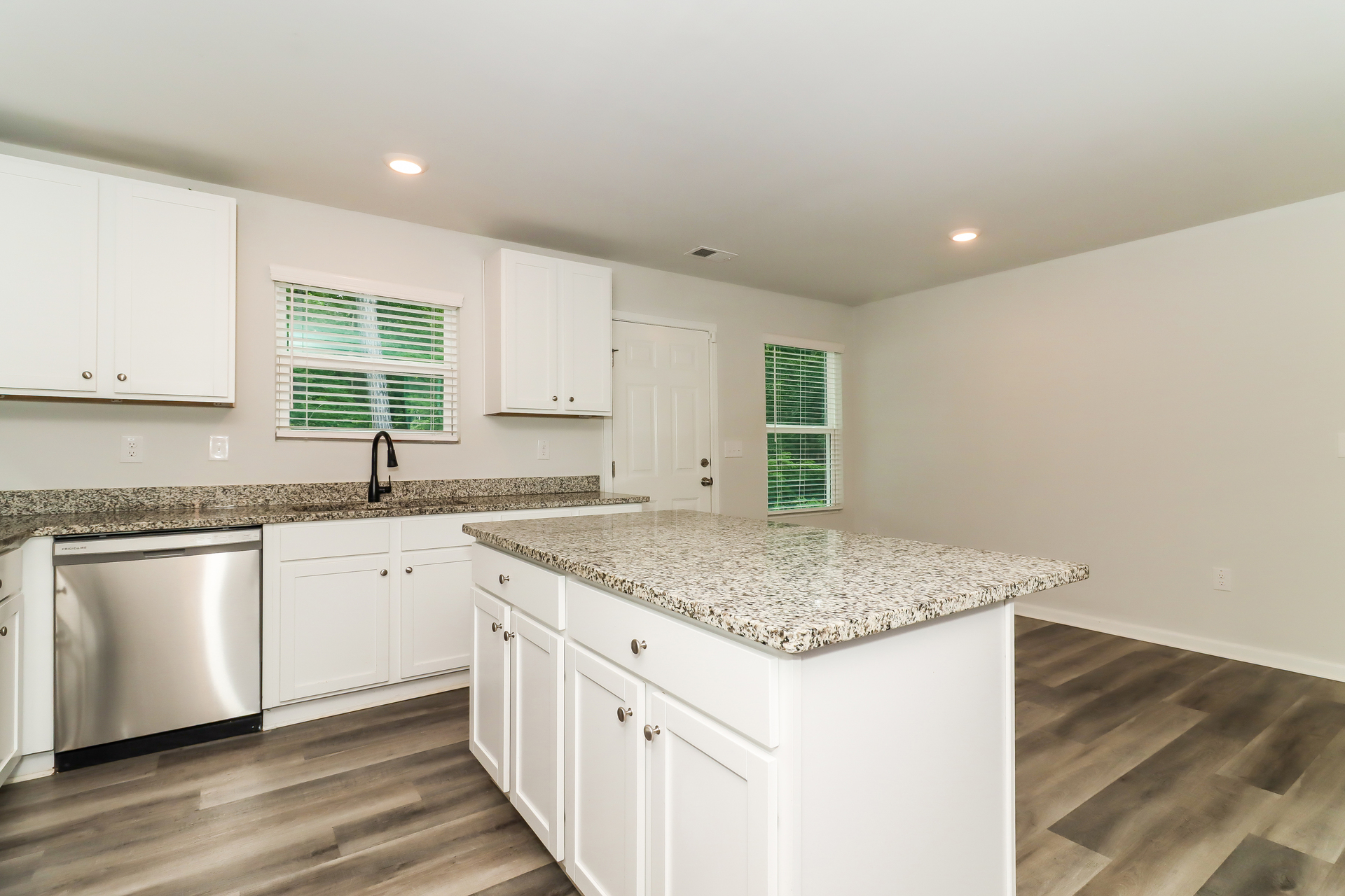 Photo 10 of 22 of 309 Muskogee Dr, Dallas, GA