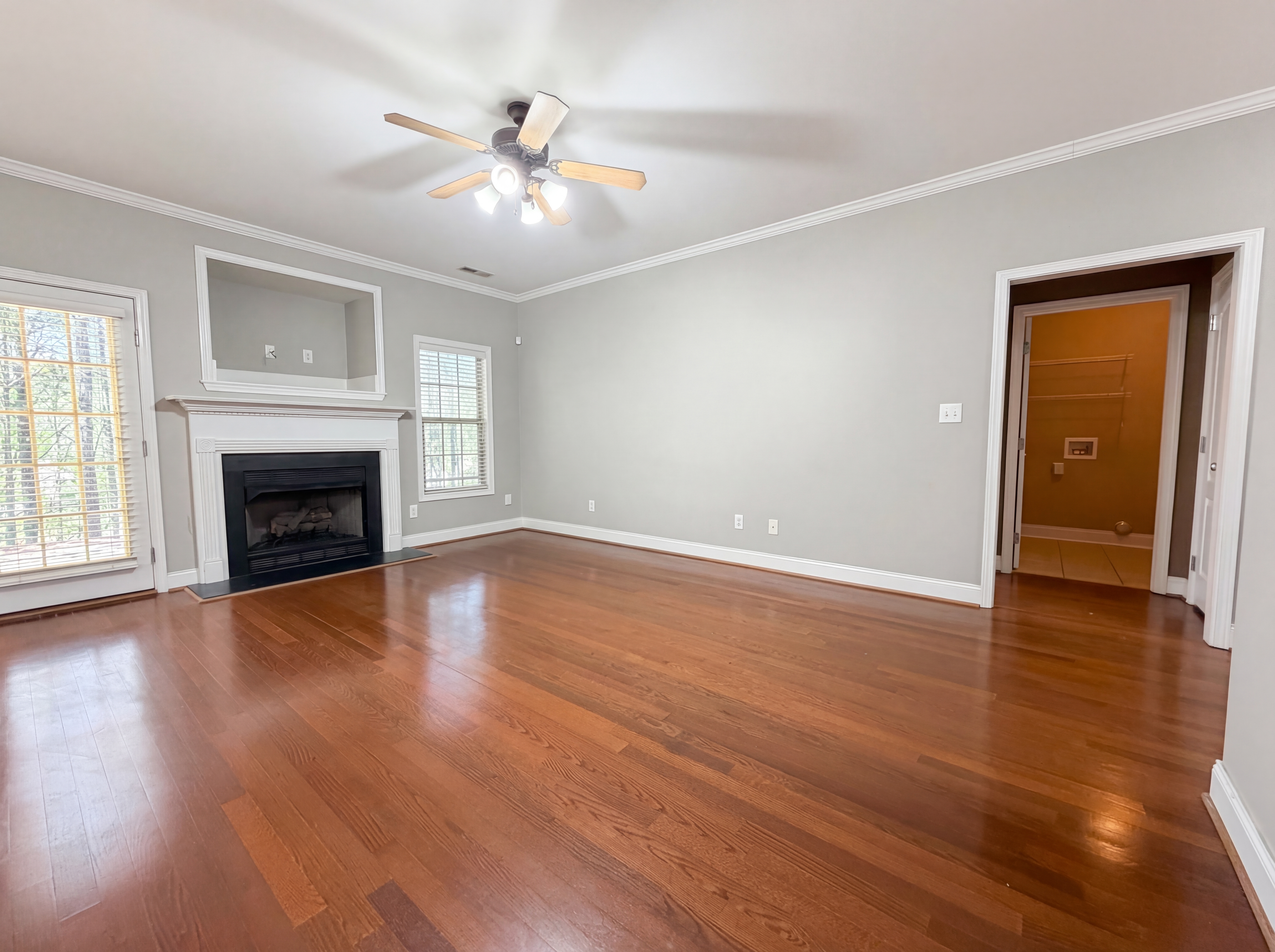 Photo 3 of 18 of 4170 Hathaway Ln, Mount Olive, AL