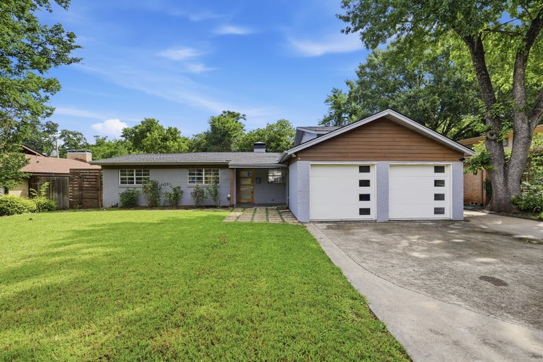 Property photo 1 of 7248 Walling Ln