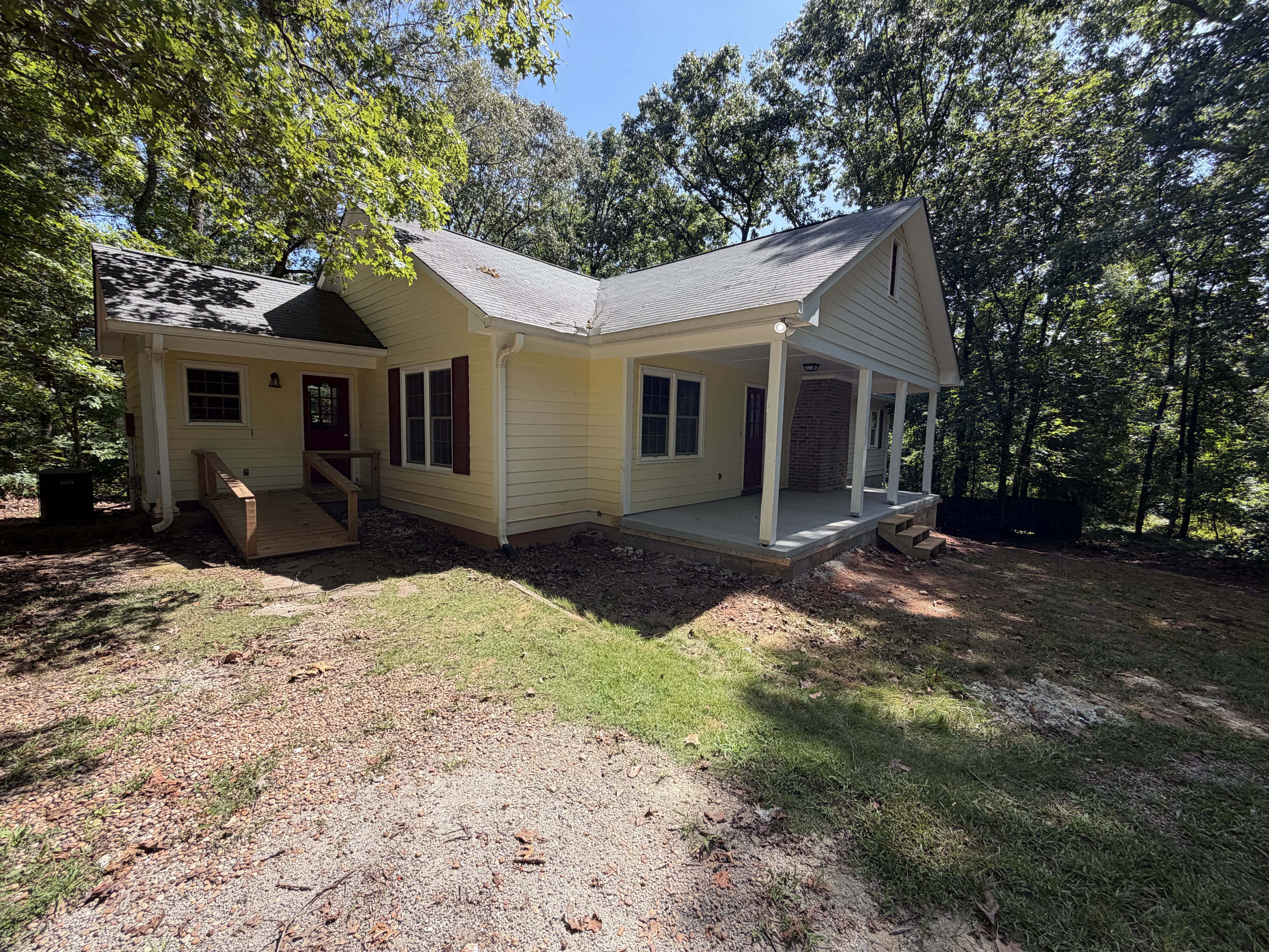 Photo 19 of 22 of 339 Newton Rd, Newnan, GA