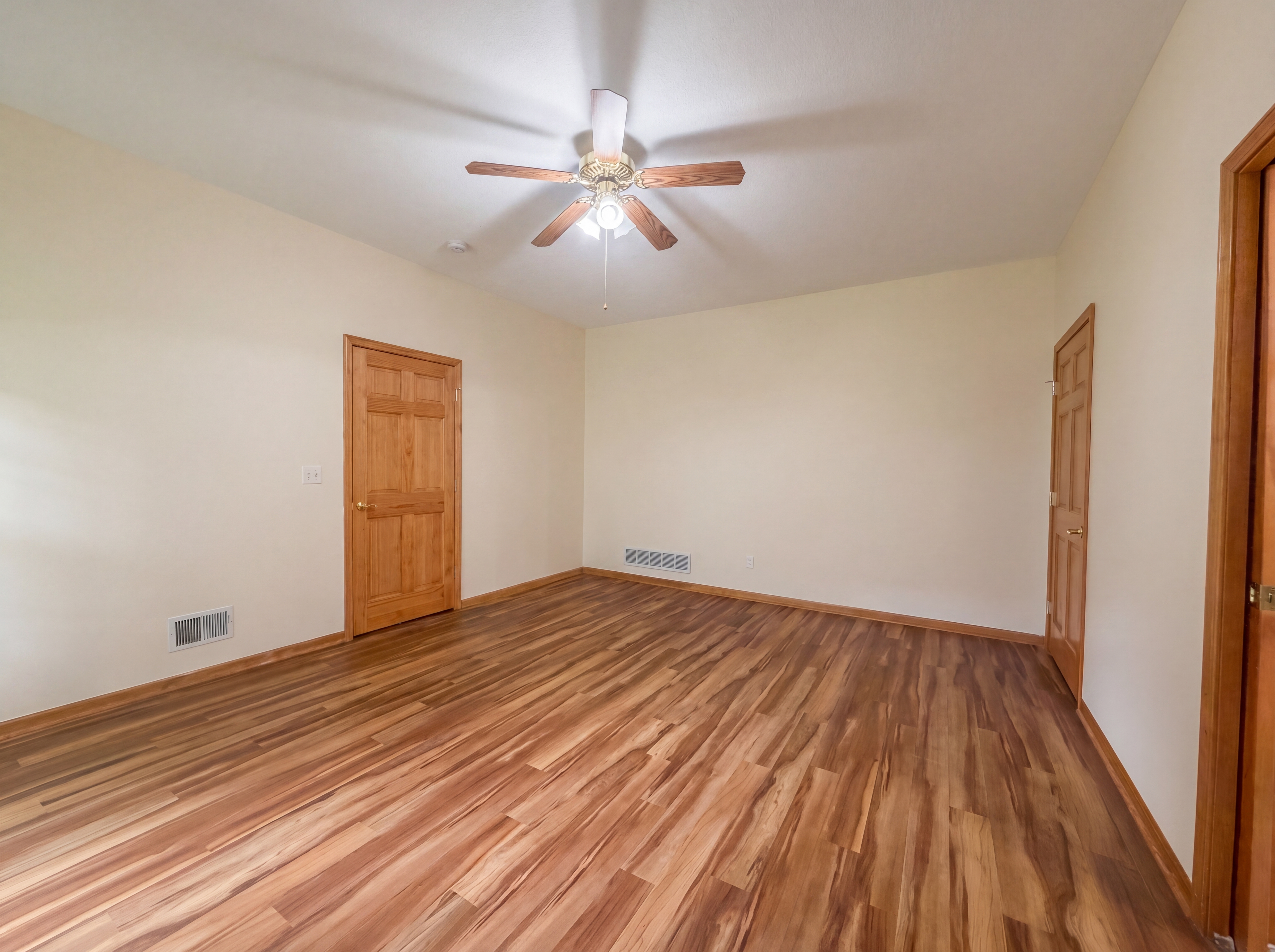 Photo 12 of 18 of 8331 Greely Ave, Kansas City, KS