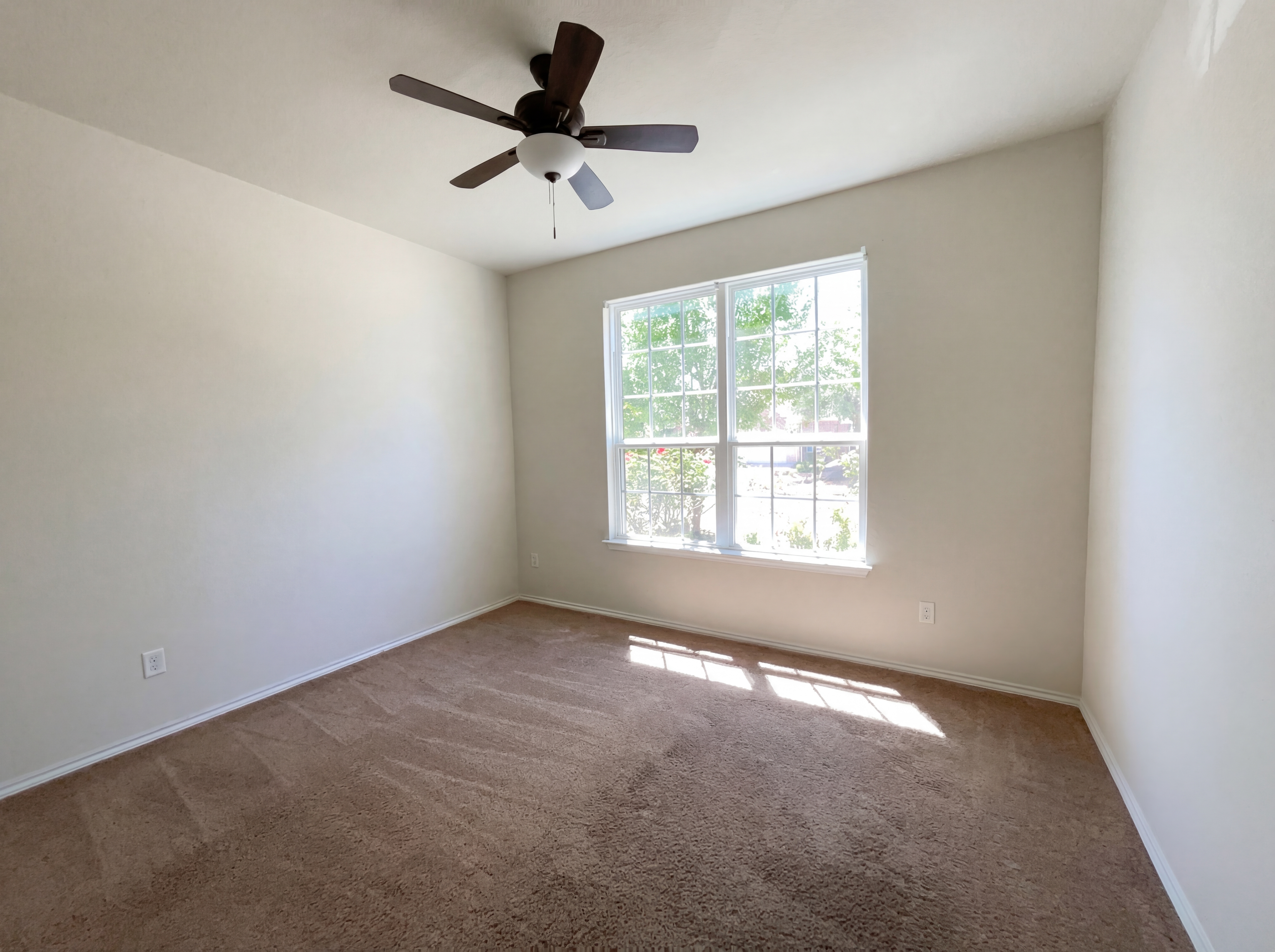 Photo 8 of 23 of 13911 Persimmon Cv, San Antonio, TX