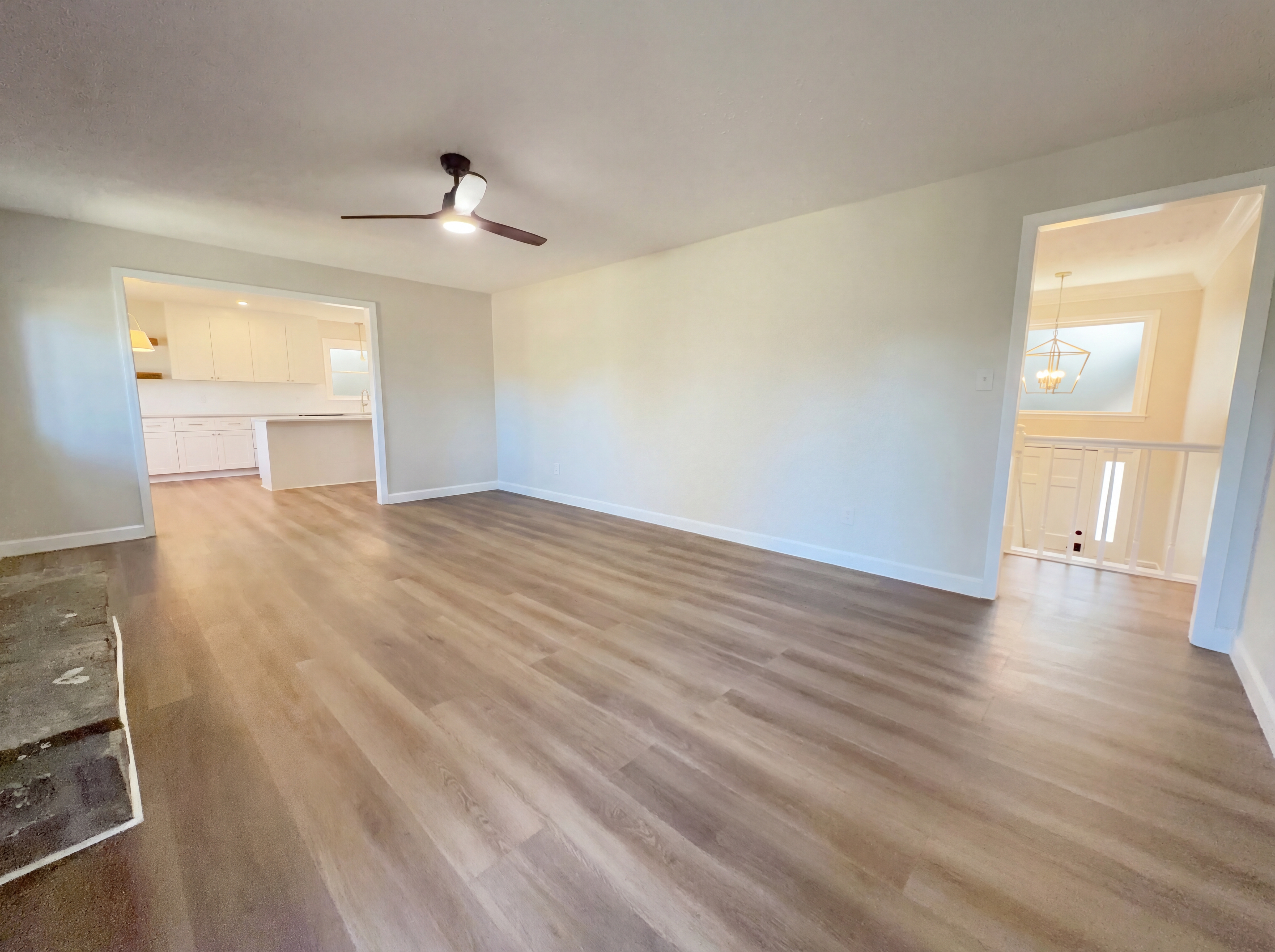 Photo 9 of 23 of 5048 Kerry Downs Rd, Hoover, AL