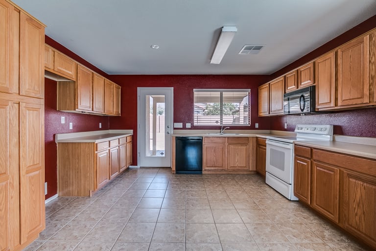 Photo 2 of 24 - 1006 E Santa Cruz Ln, Apache Junction, AZ 85119