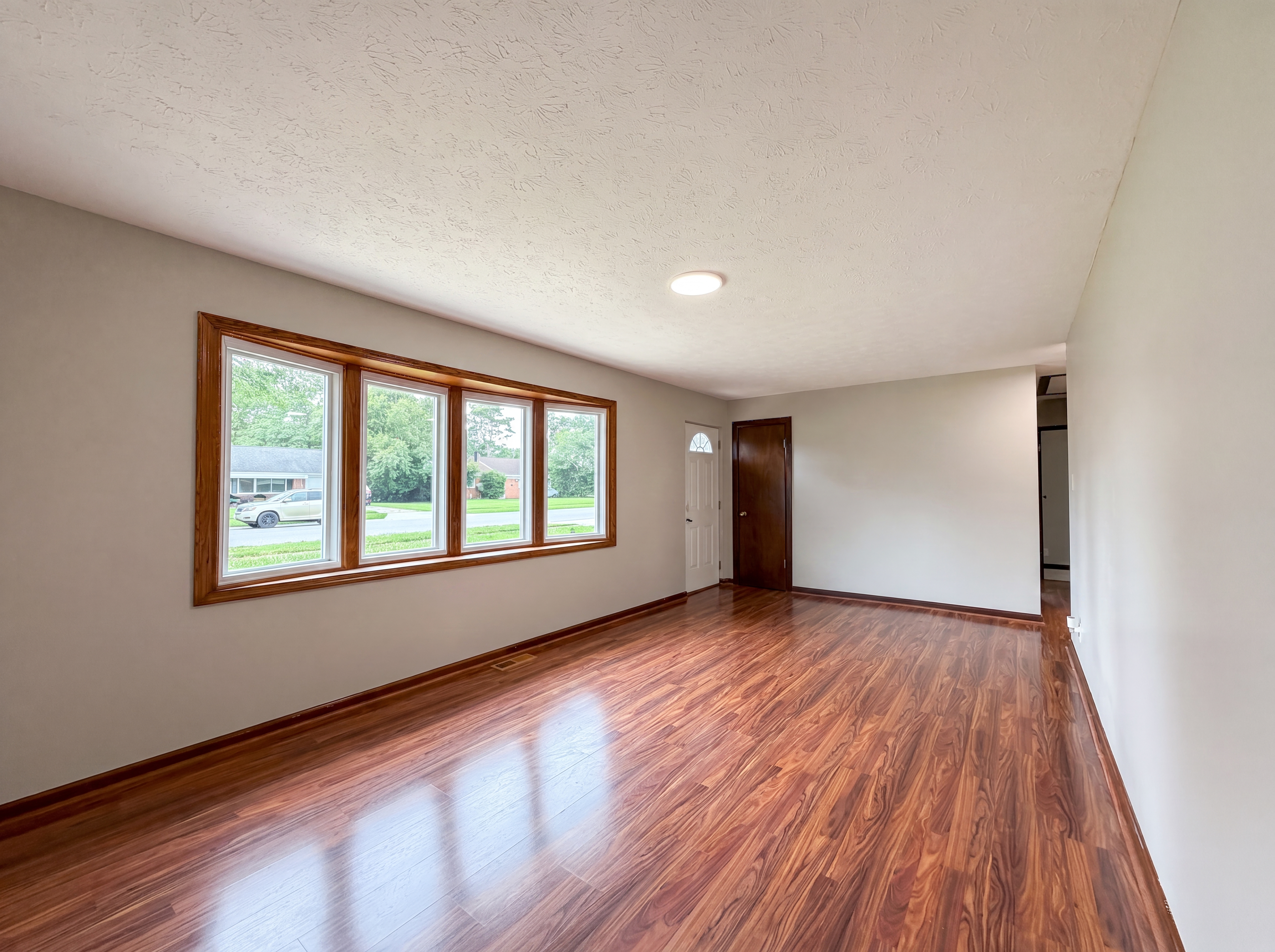 Photo 8 of 21 of 836 Walter Ave, Fairfield, OH