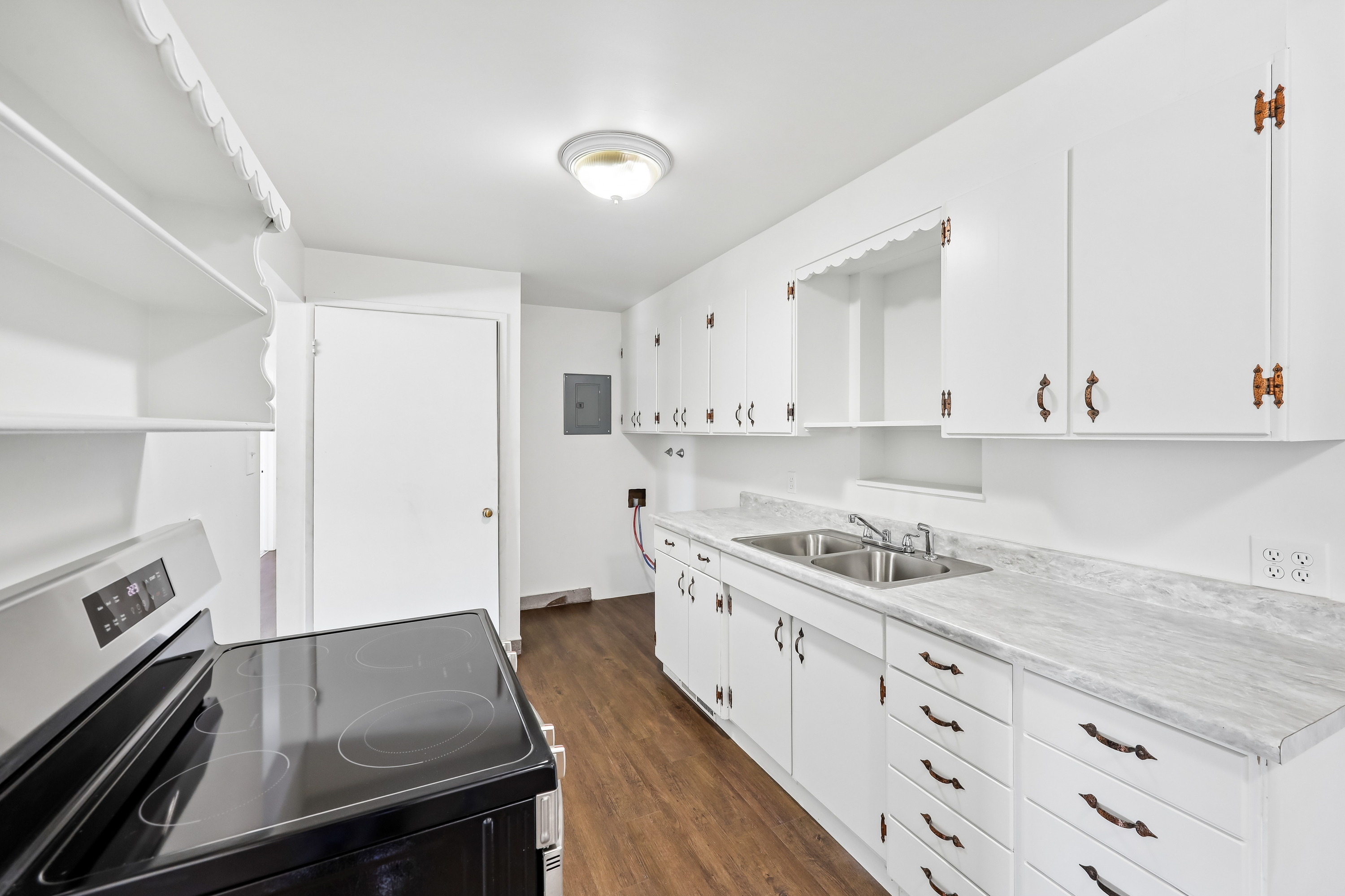 Photo 9 of 20 of 259 Sage Creek Cir, Springville, UT