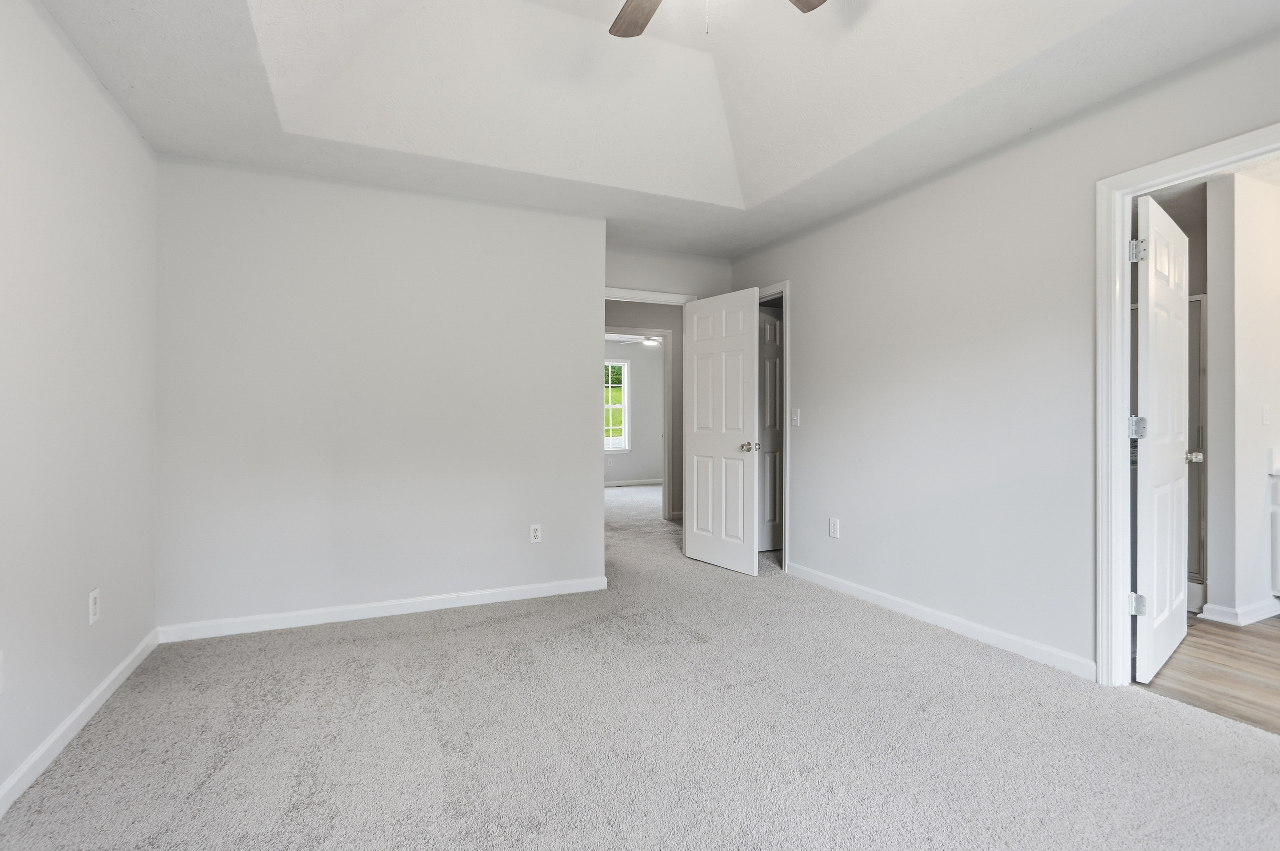 Photo 9 of 31 of 31 Stiles Ct SW, Cartersville, GA