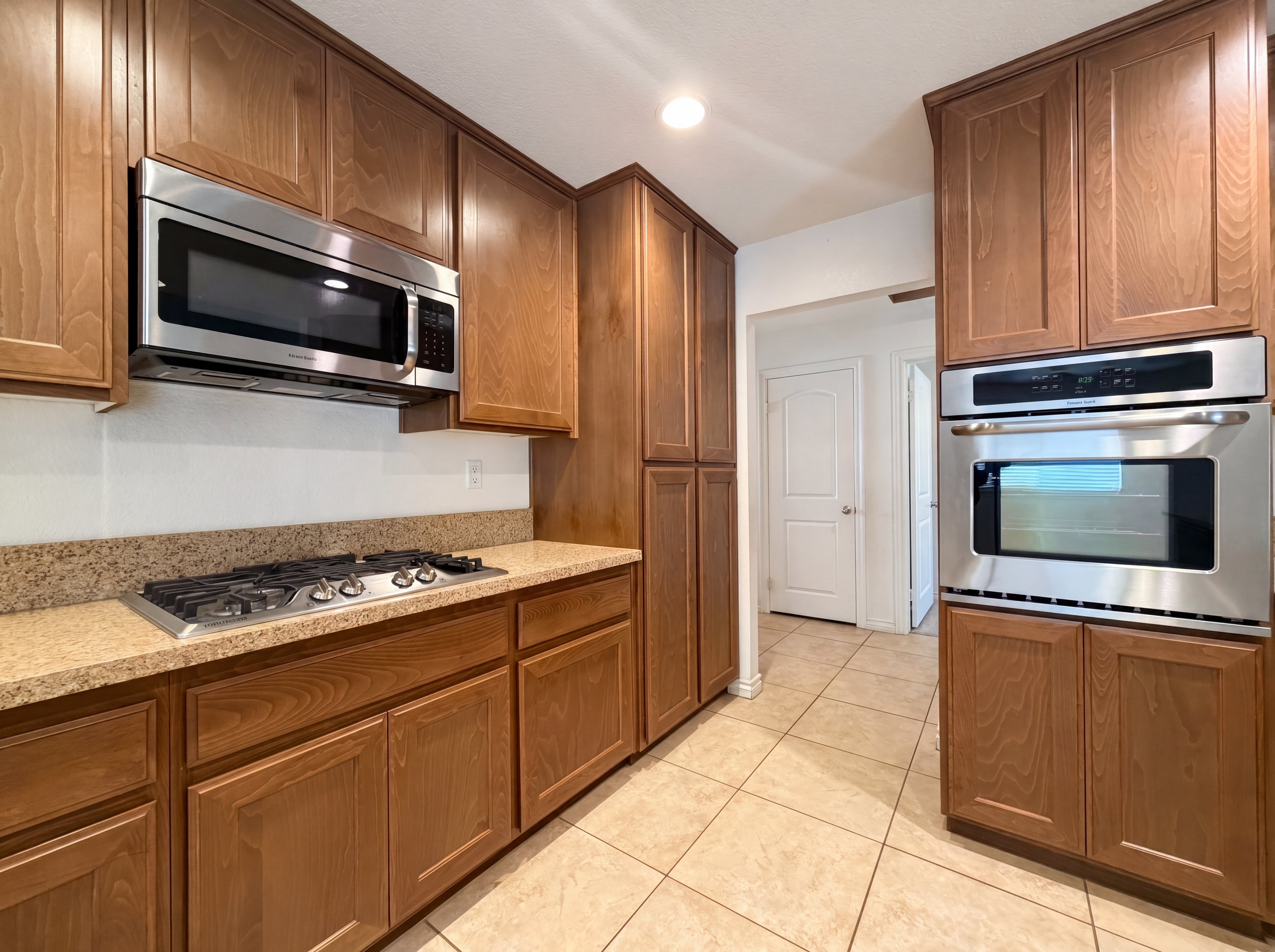 Photo 13 of 27 of 5654 Forry Ct, Lancaster, CA