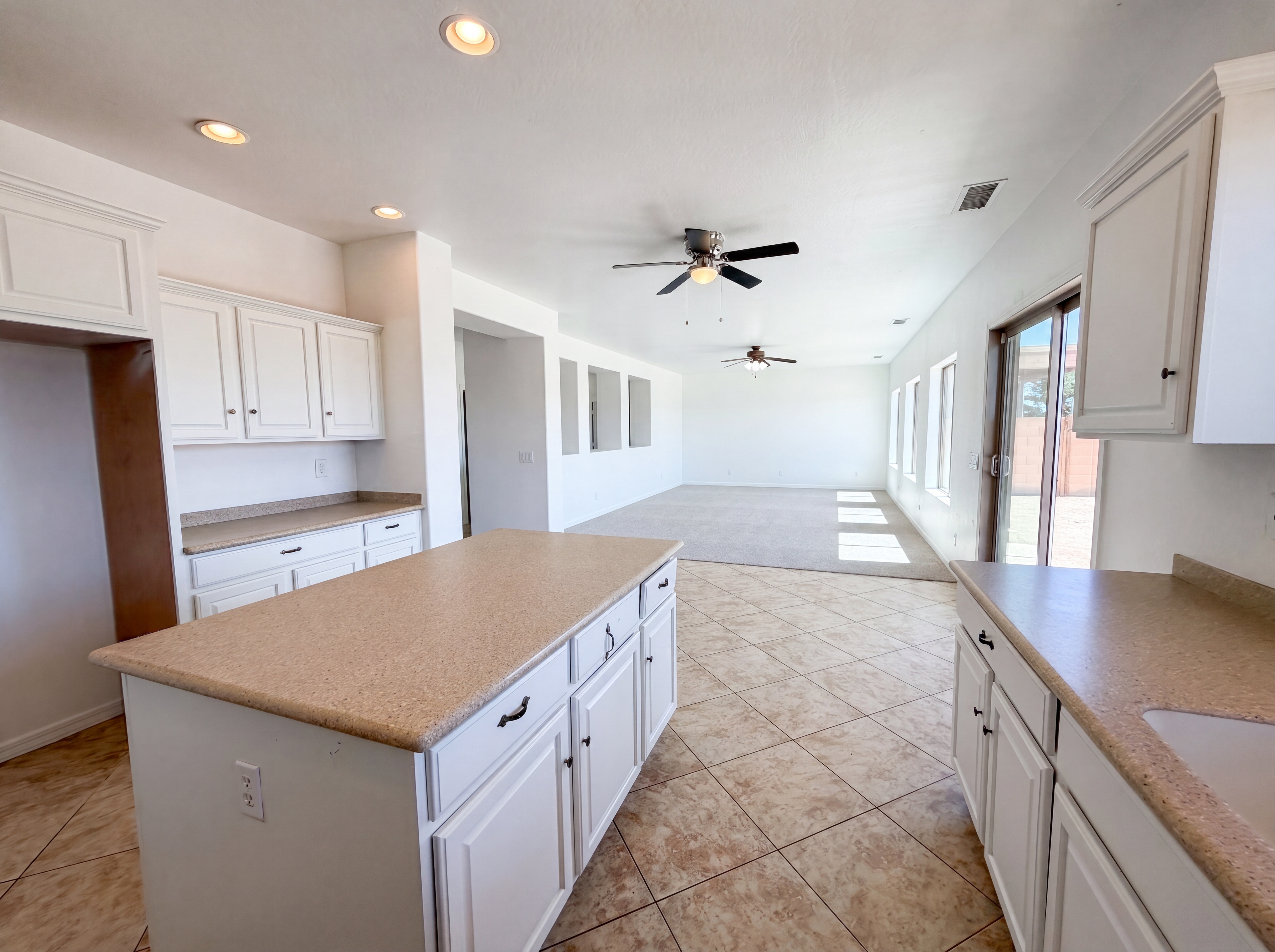 Photo 13 of 41 of 3269 N 301st Dr, Buckeye, AZ