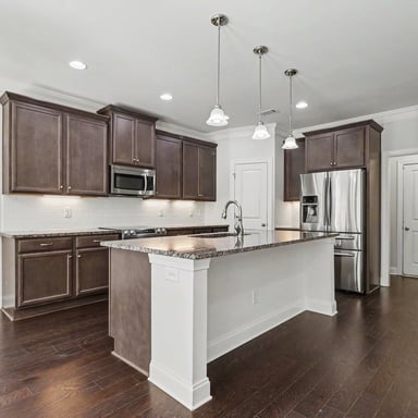 Property photo 2 of 99 Glen Oaks Dr