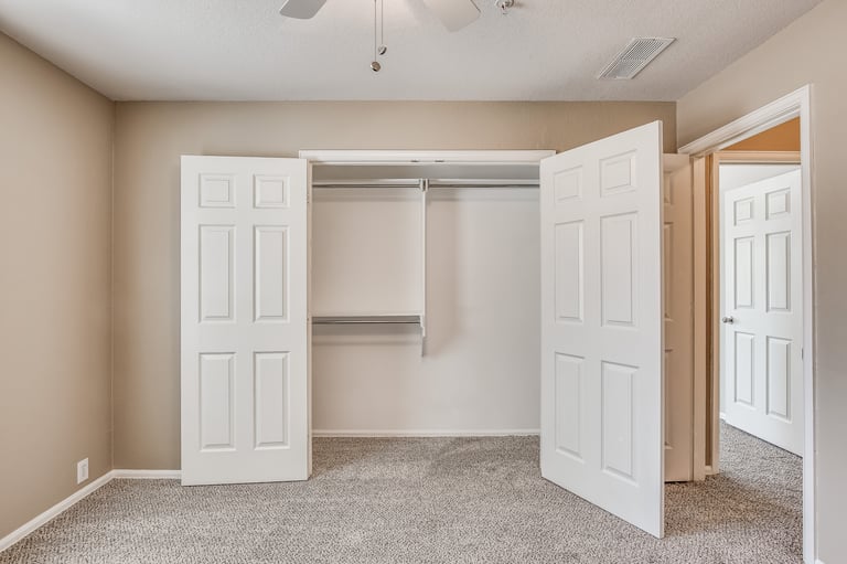 Photo 21 of 29 - 184 Leonard St, Lewisville, TX 75057