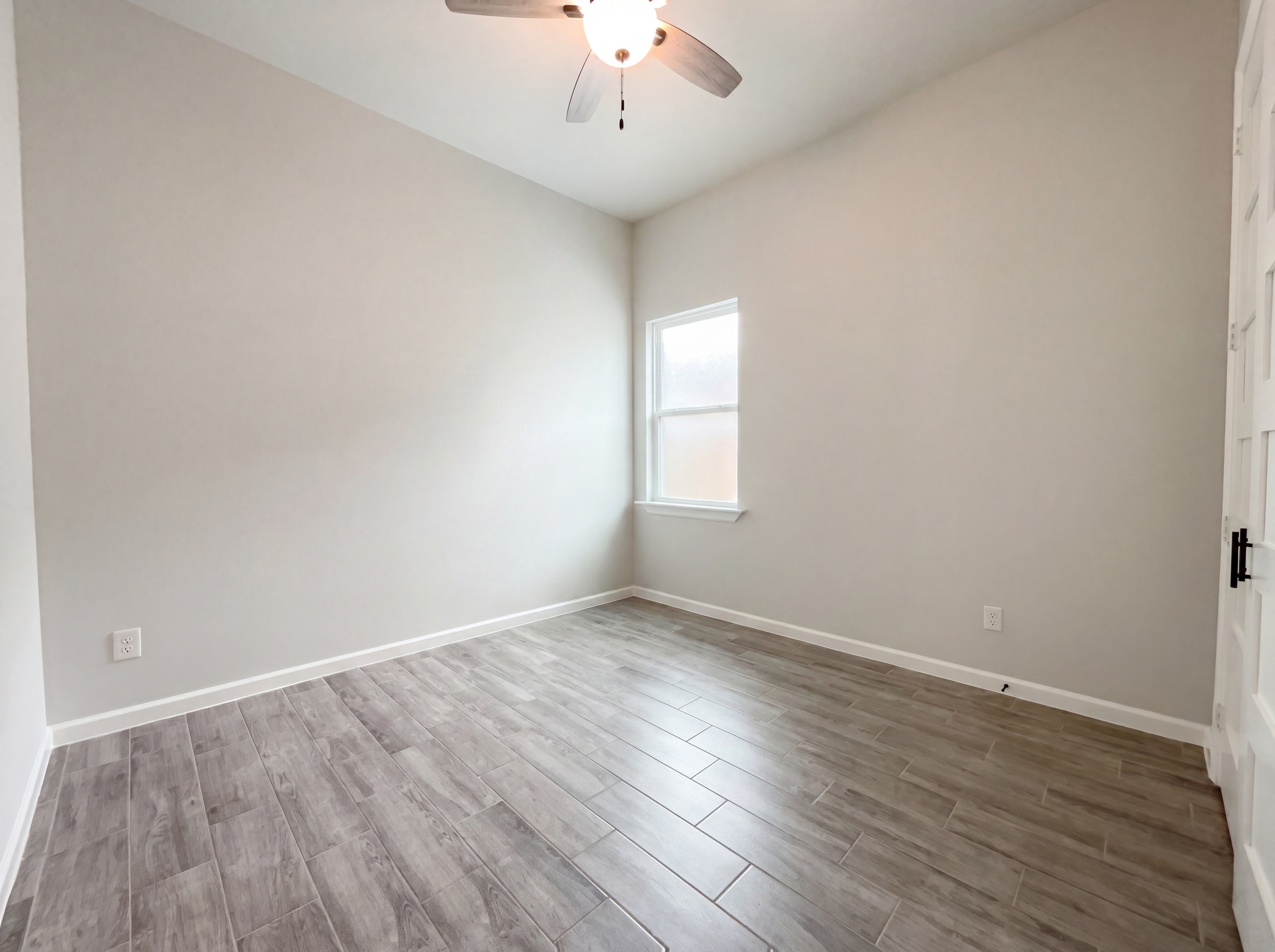 Photo 11 of 16 of 40402 Mostyn Dr, Magnolia, TX