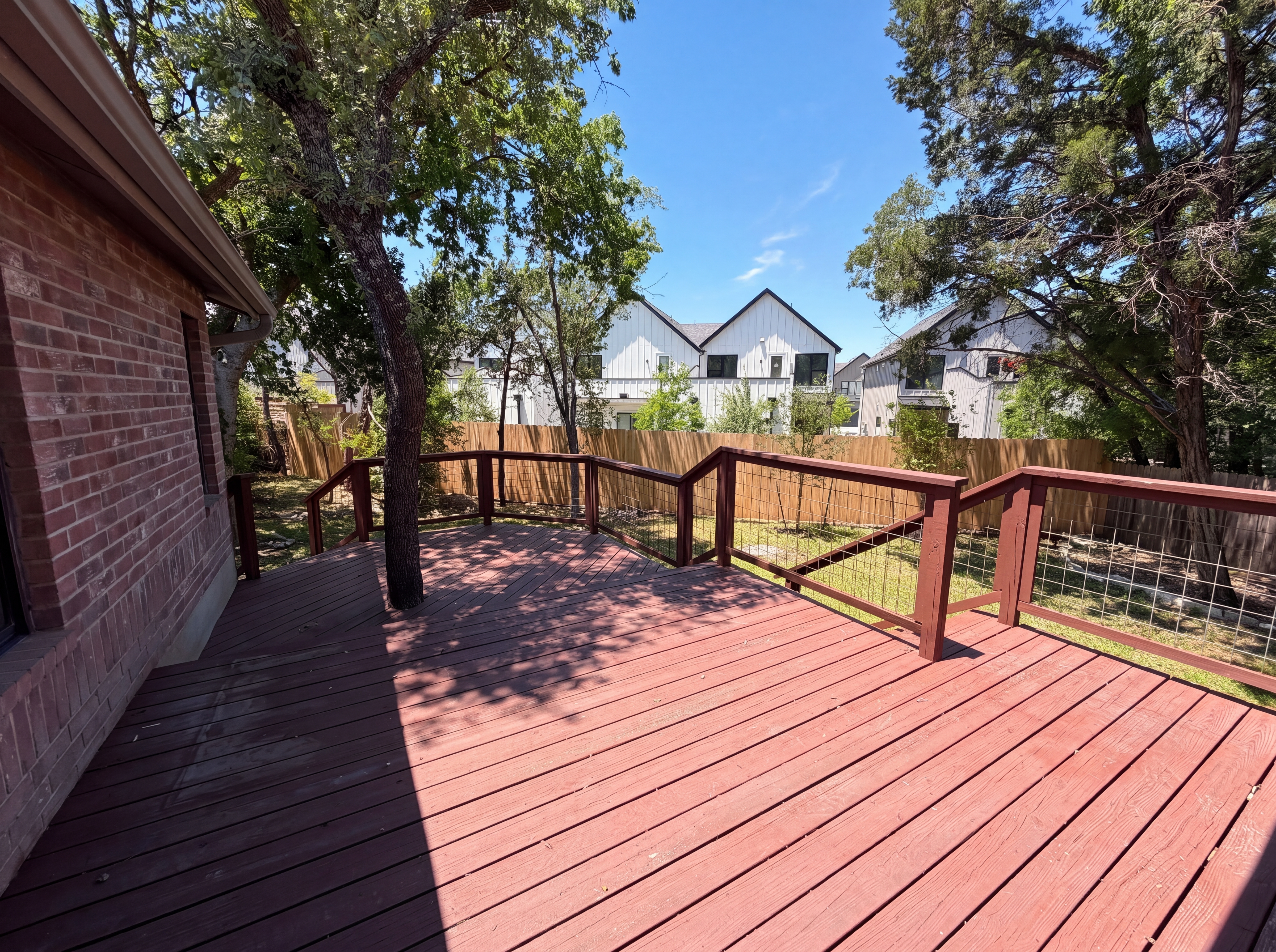 Photo 16 of 17 of 1111 N Riviera Cir, Cedar Park, TX