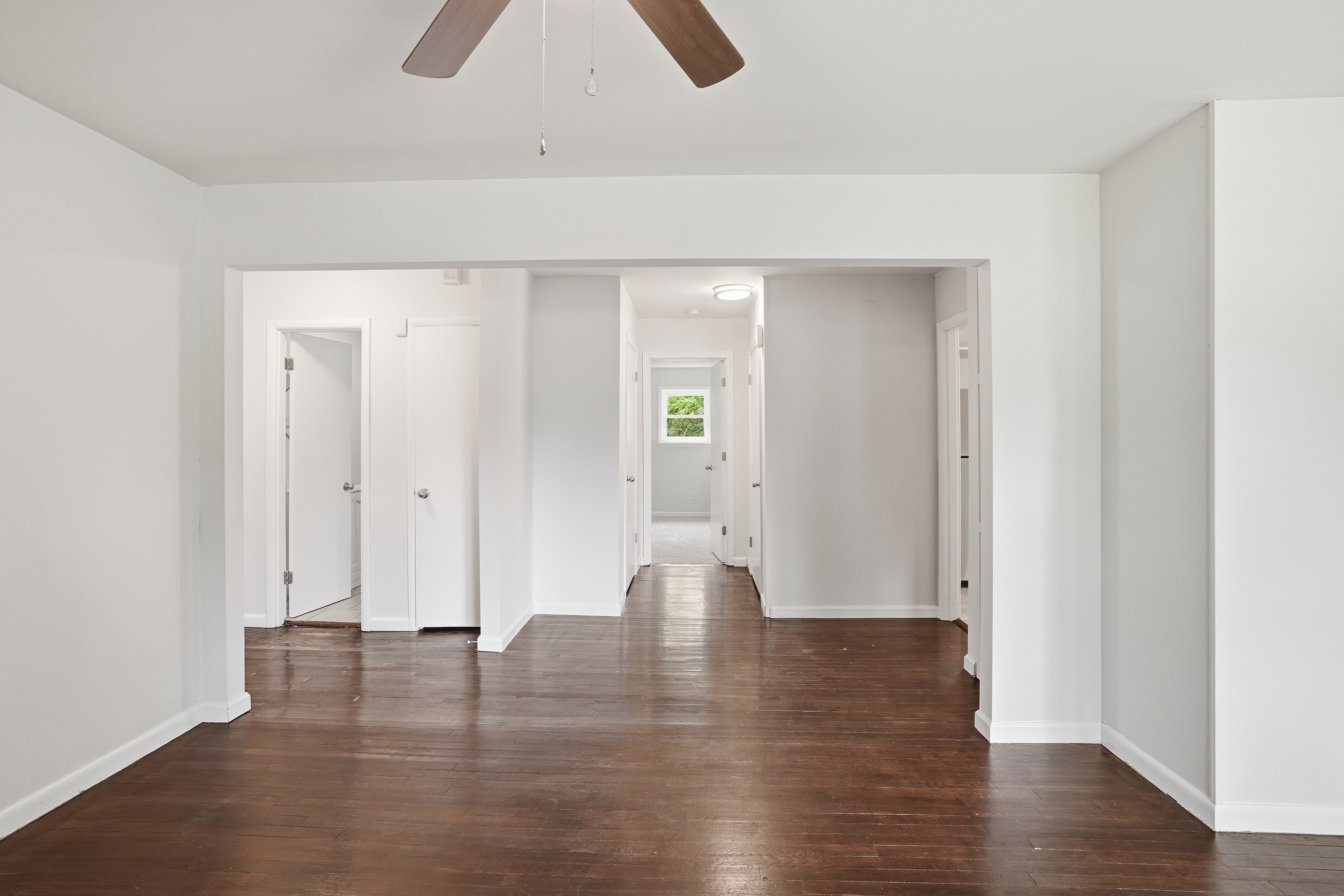 Photo 3 of 22 of 7746 Hansley Dr, Chattanooga, TN