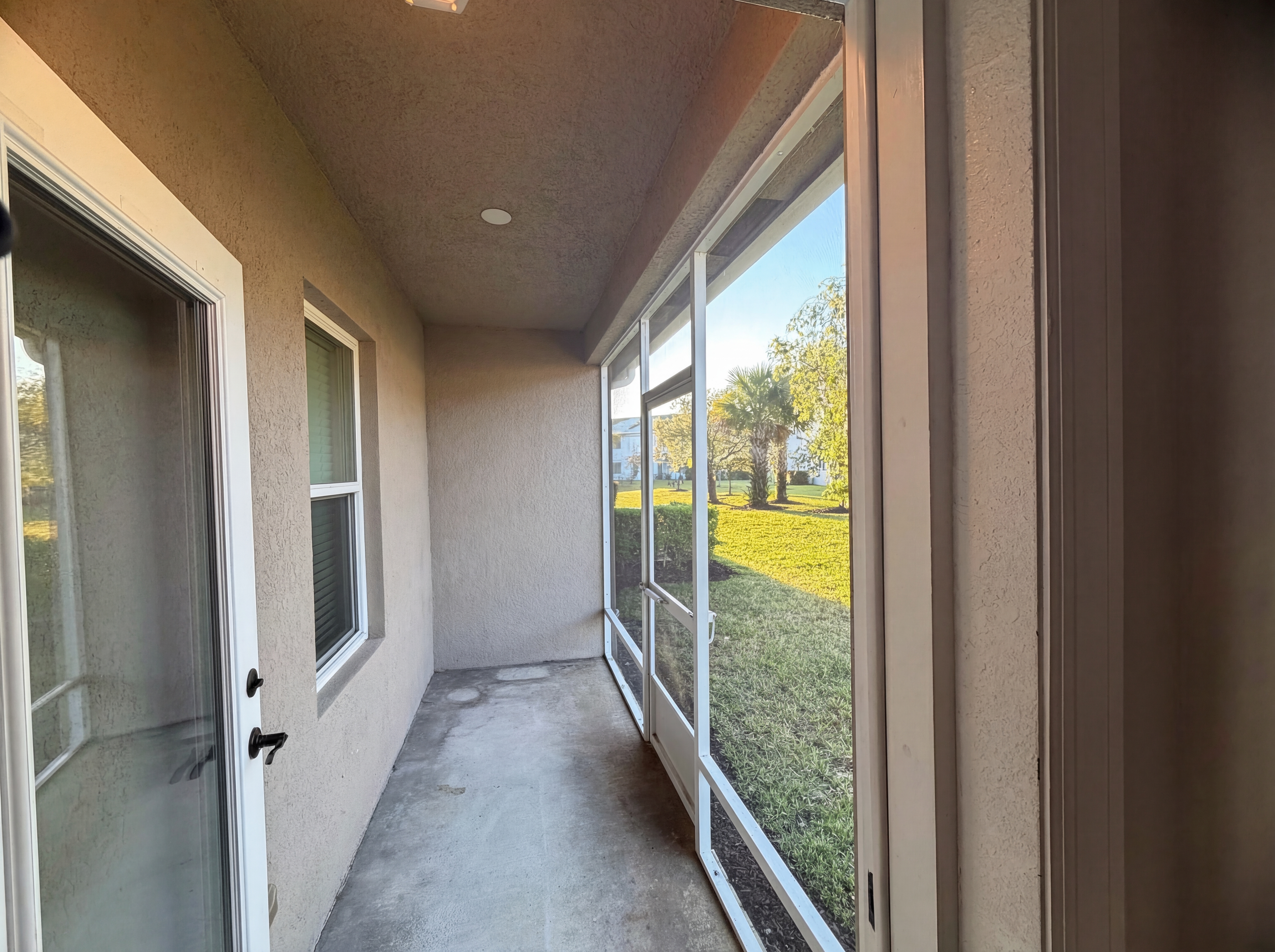 Photo 5 of 20 of 758 NE Hawks Ridge Way, Port Saint Lucie, FL