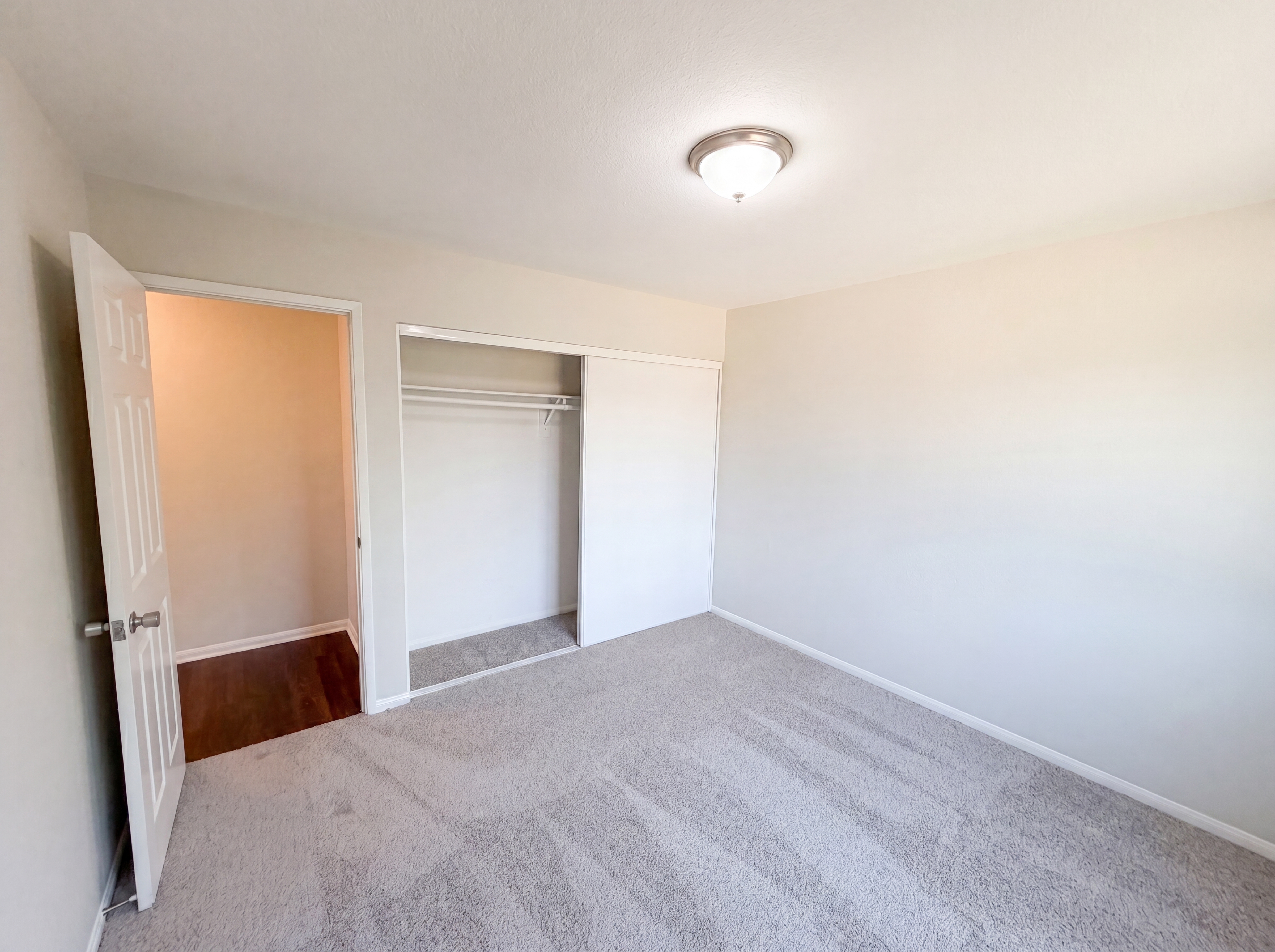 Photo 13 of 20 of 215 Laurel Ln, Hemet, CA