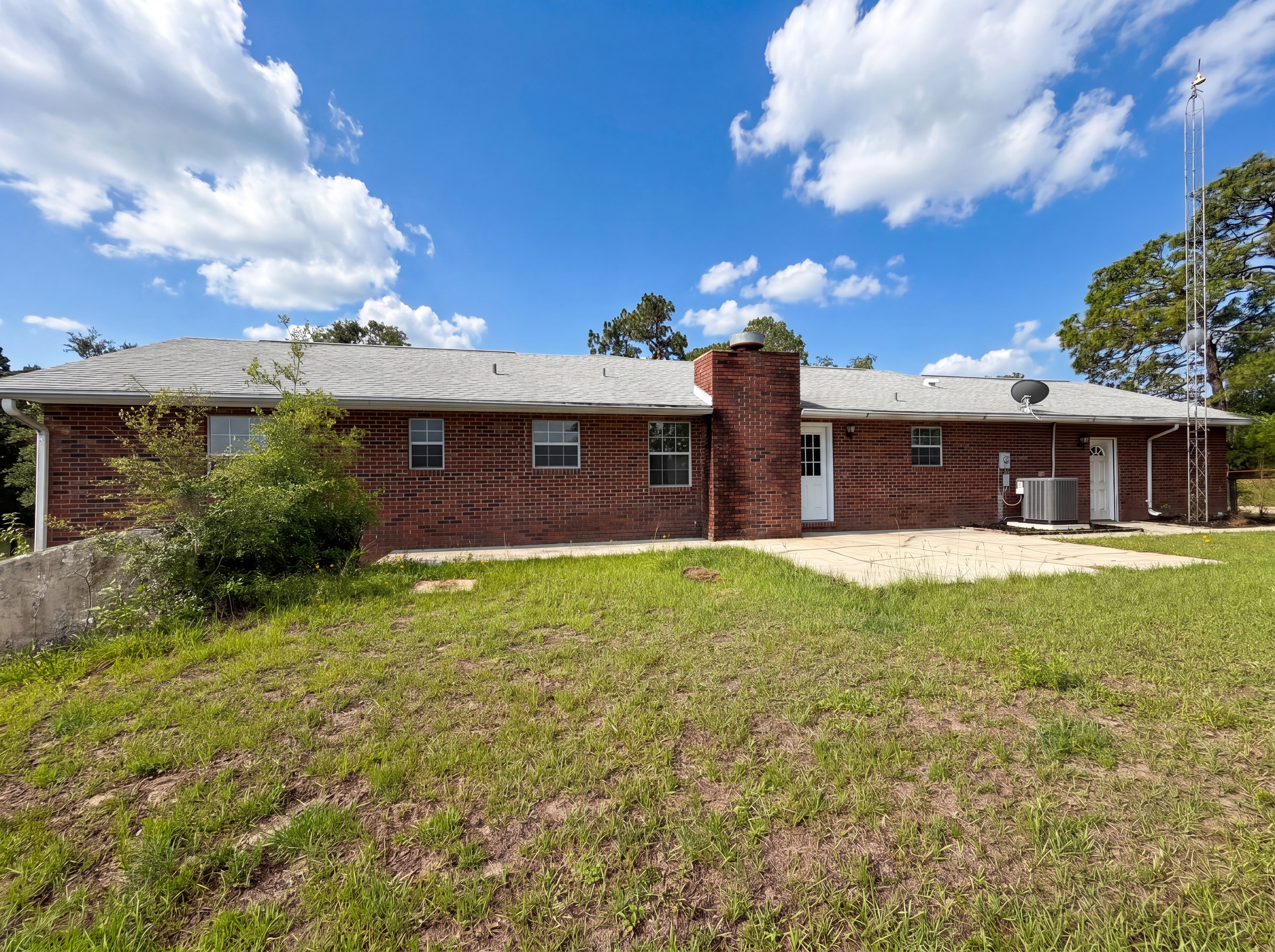 Photo 5 of 23 of 14181 SW 101st Ln, Dunnellon, FL