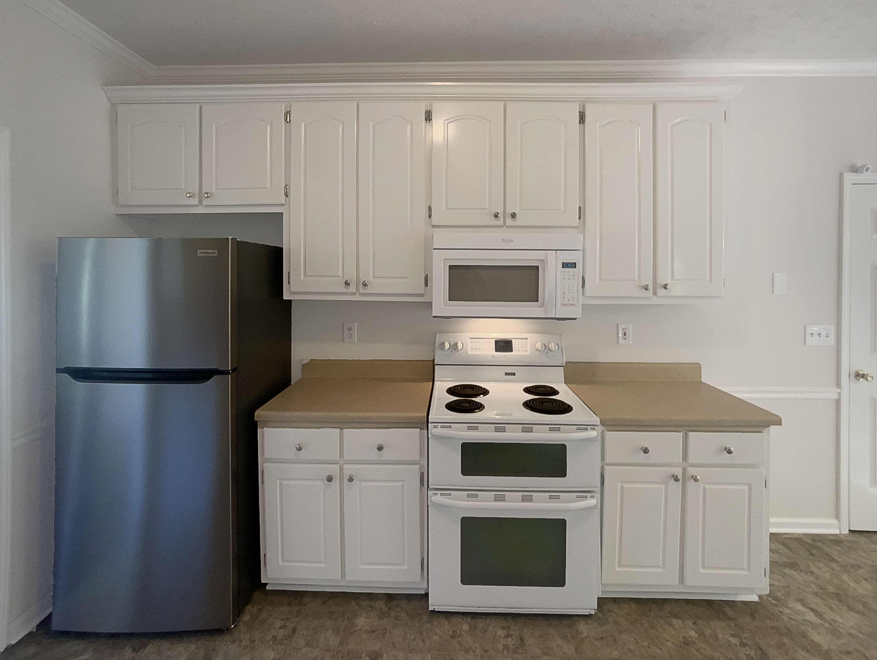Photo 12 of 24 of 132 Lynnview Ct, McDonough, GA