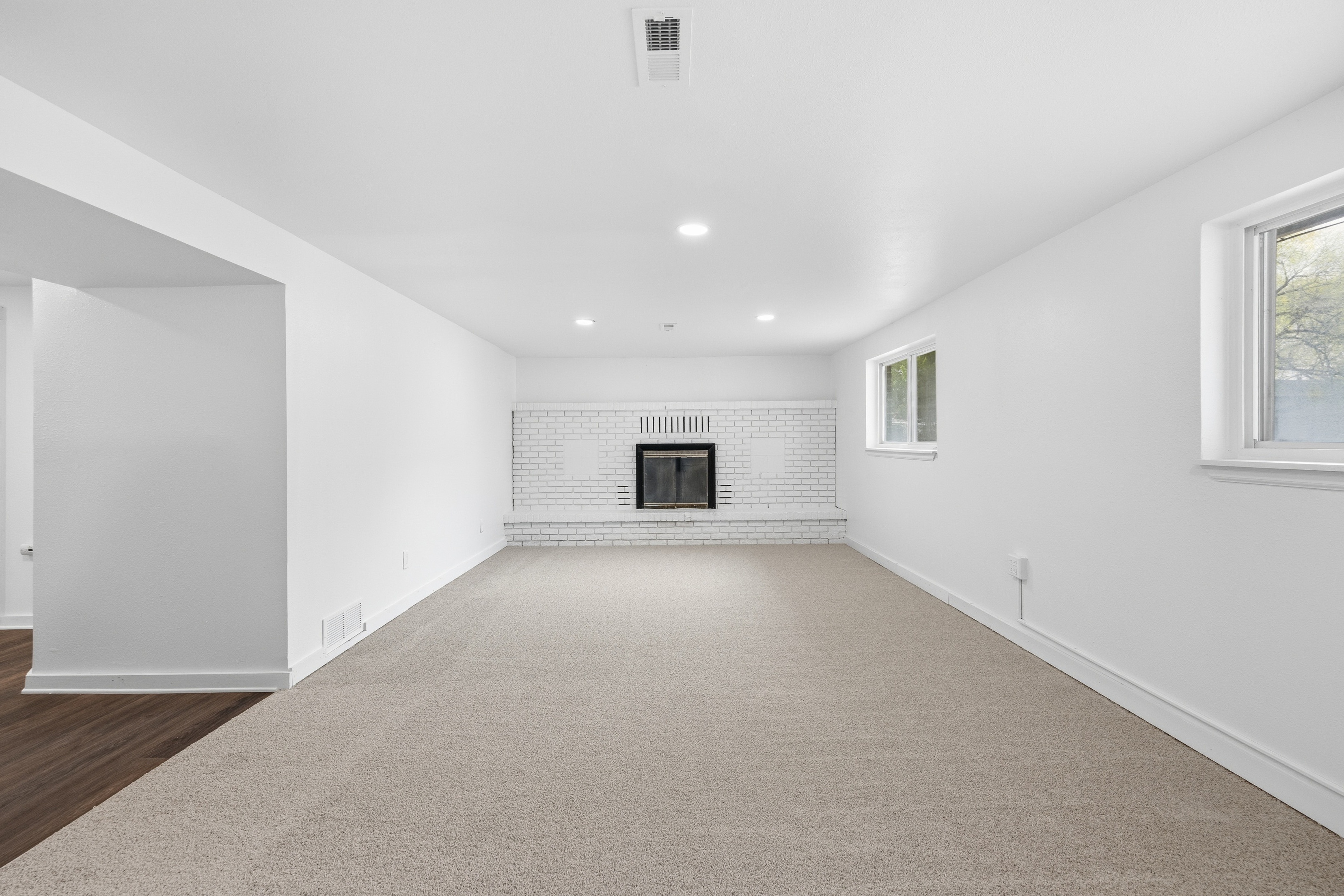 Photo 13 of 41 of 724 Squire St, Colorado Springs, CO