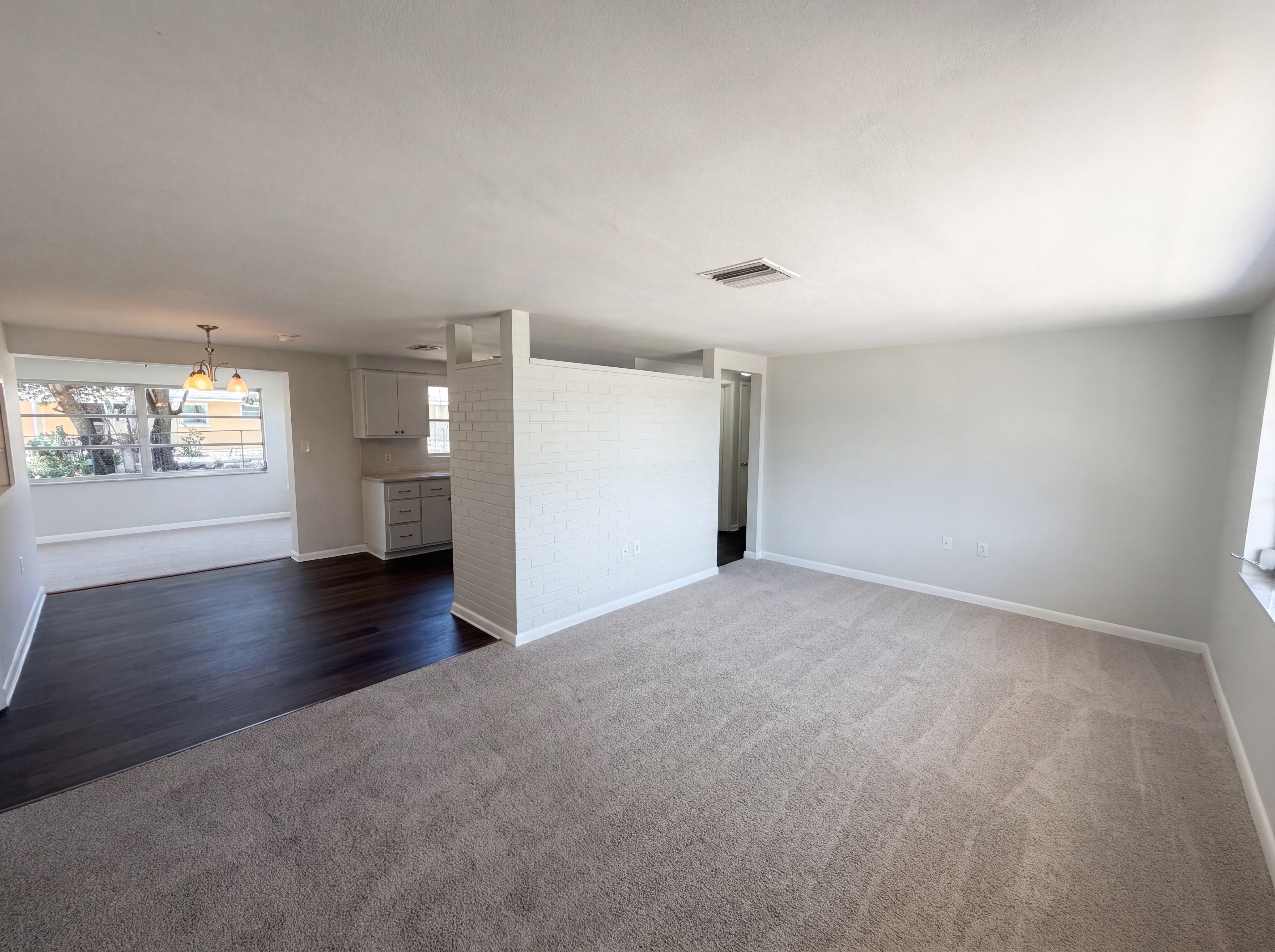 Photo 3 of 26 of 3523 Berkshire St, New Port Richey, FL