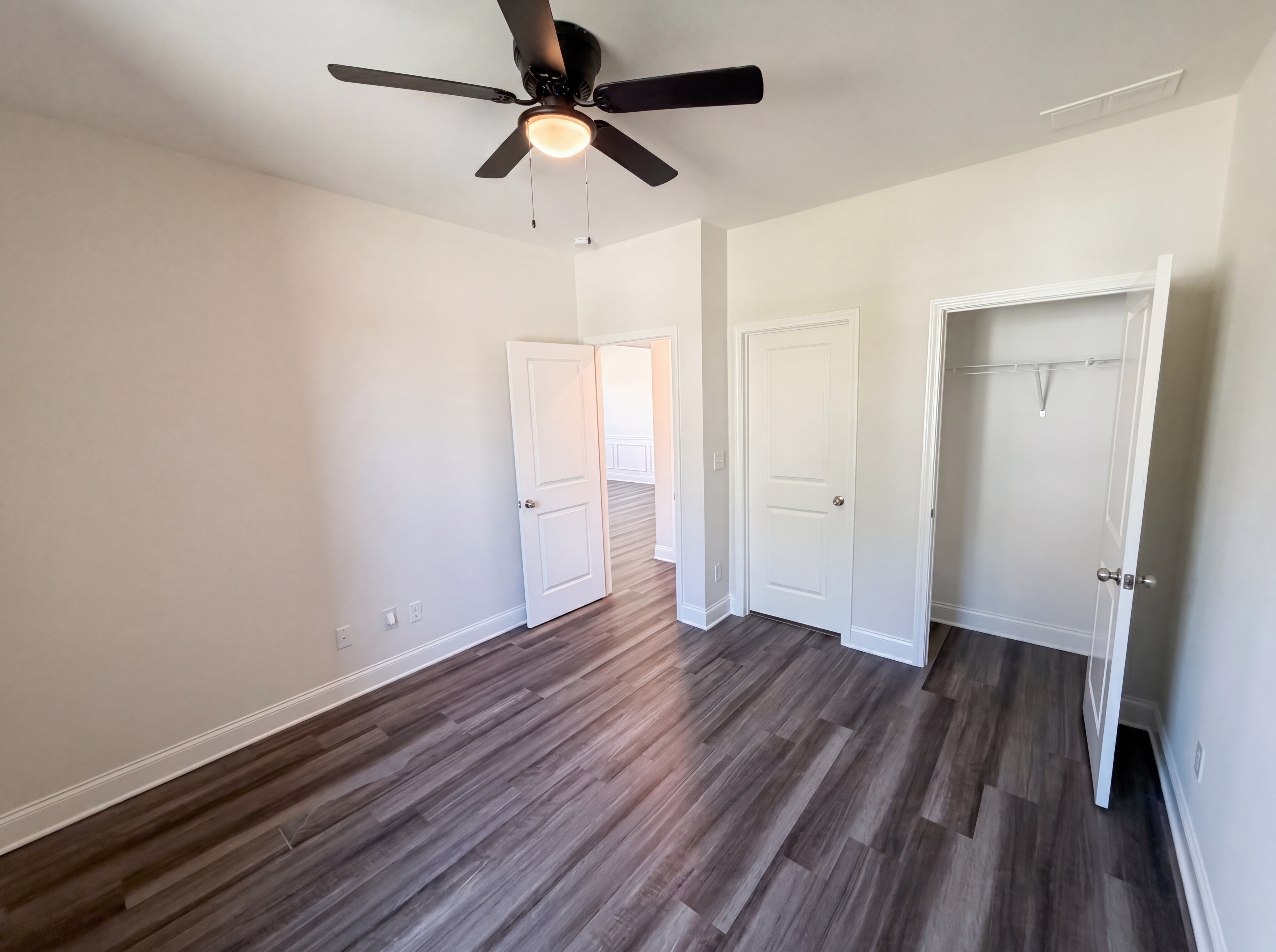 Photo 14 of 61 of 4877 Cooper Farm Dr, Buford, GA