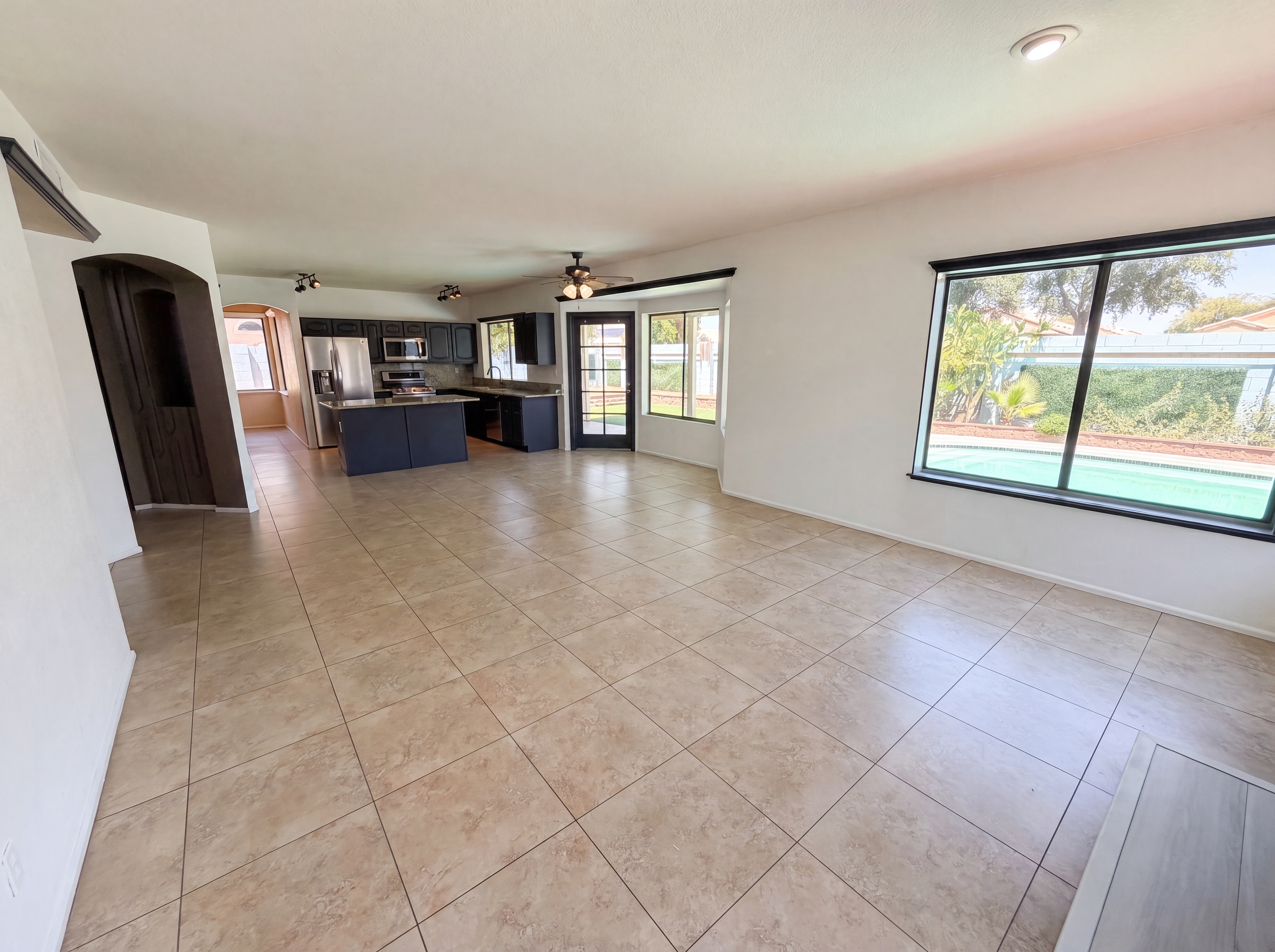 Photo 15 of 45 of 3810 N Wintergreen Way, Avondale, AZ
